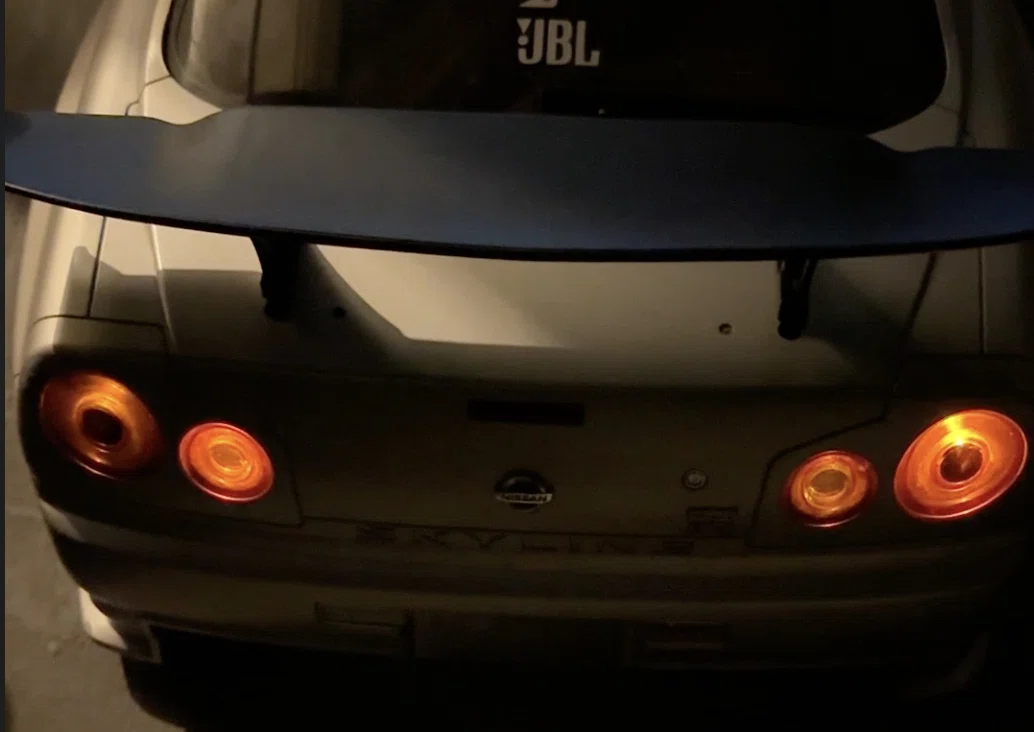 日産スカイラインGTRのライトを交換しました【RCカー】｜SHO-Room🚙💨
