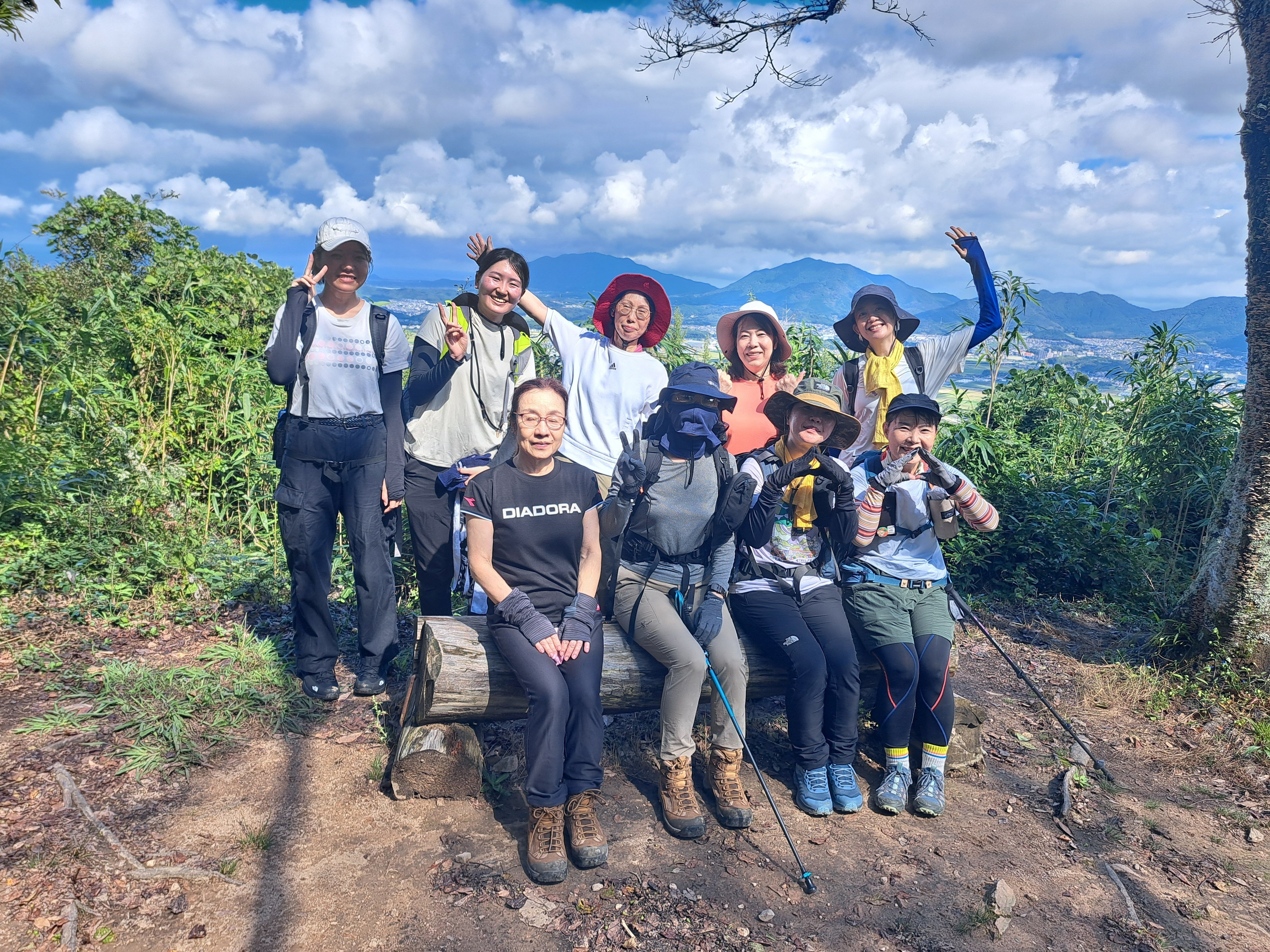 女子ハイク 許斐山～尾立山の周回コースを歩いてきました｜ラリーグラス