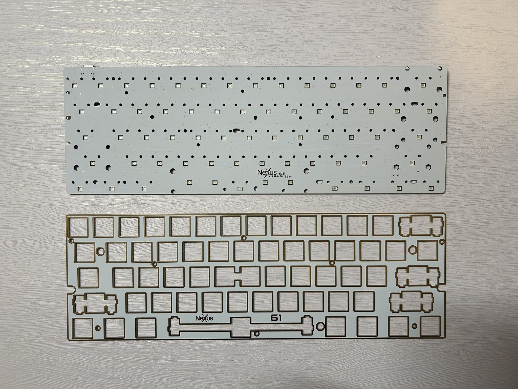 YODALL Nexus61s 完成品 YODALL Nexus61sってどんなやつ？最近話題の謎PCBを調べてみた｜でりあ。