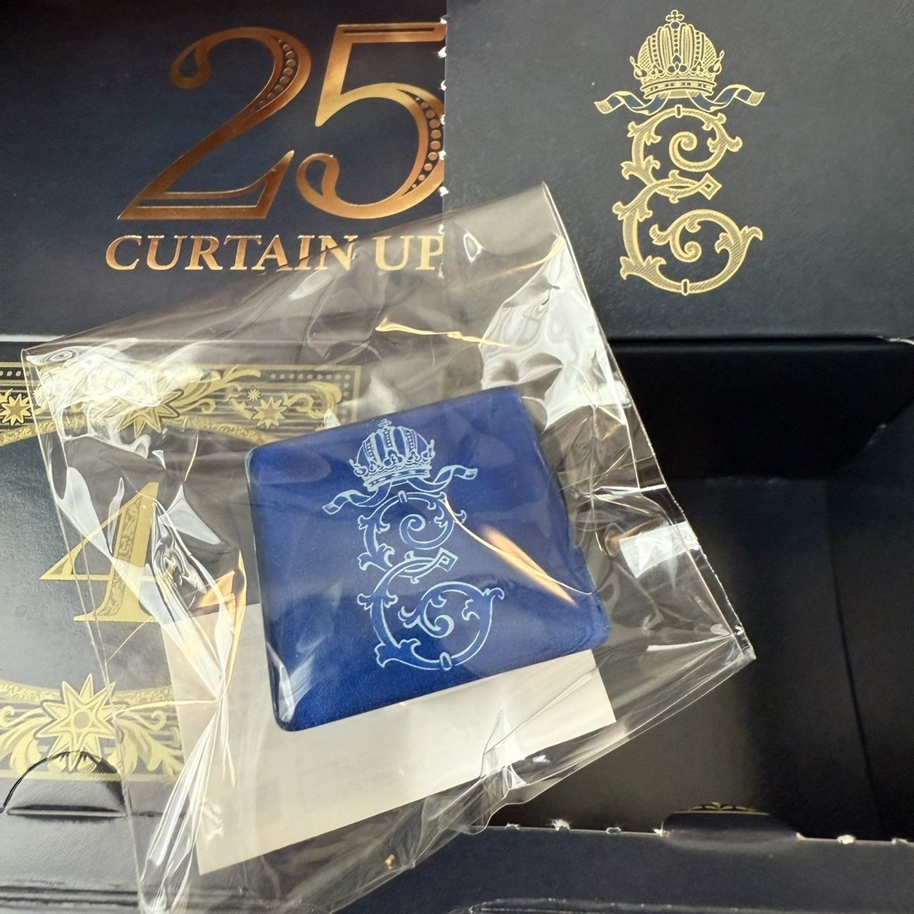 更新中【東宝版エリザ25th】記念カーテンアップカレンダー【開封