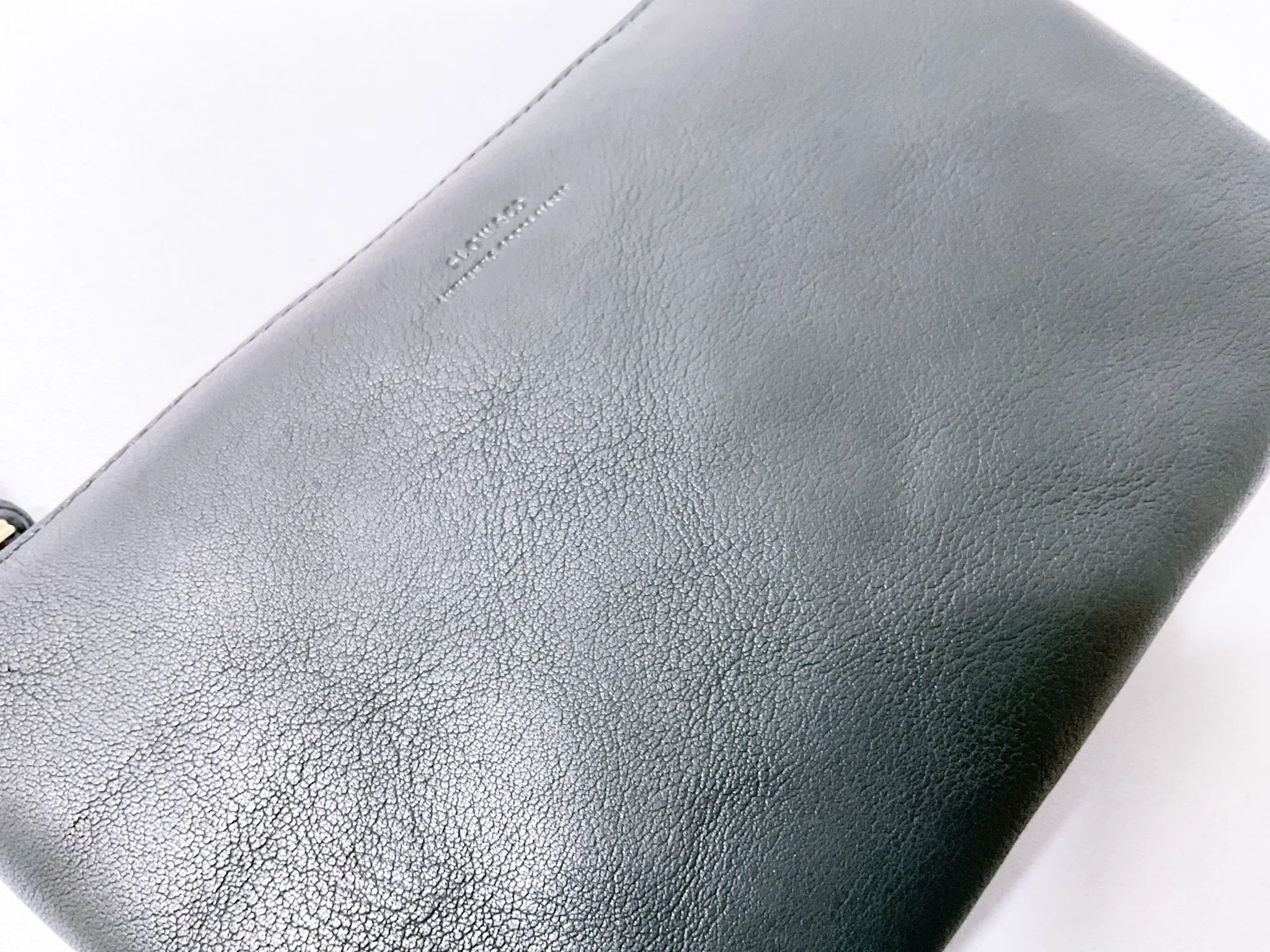 SLOW】「BONO POUCH M」レビュー【栃木レザーのポーチ】｜MtOjiisan