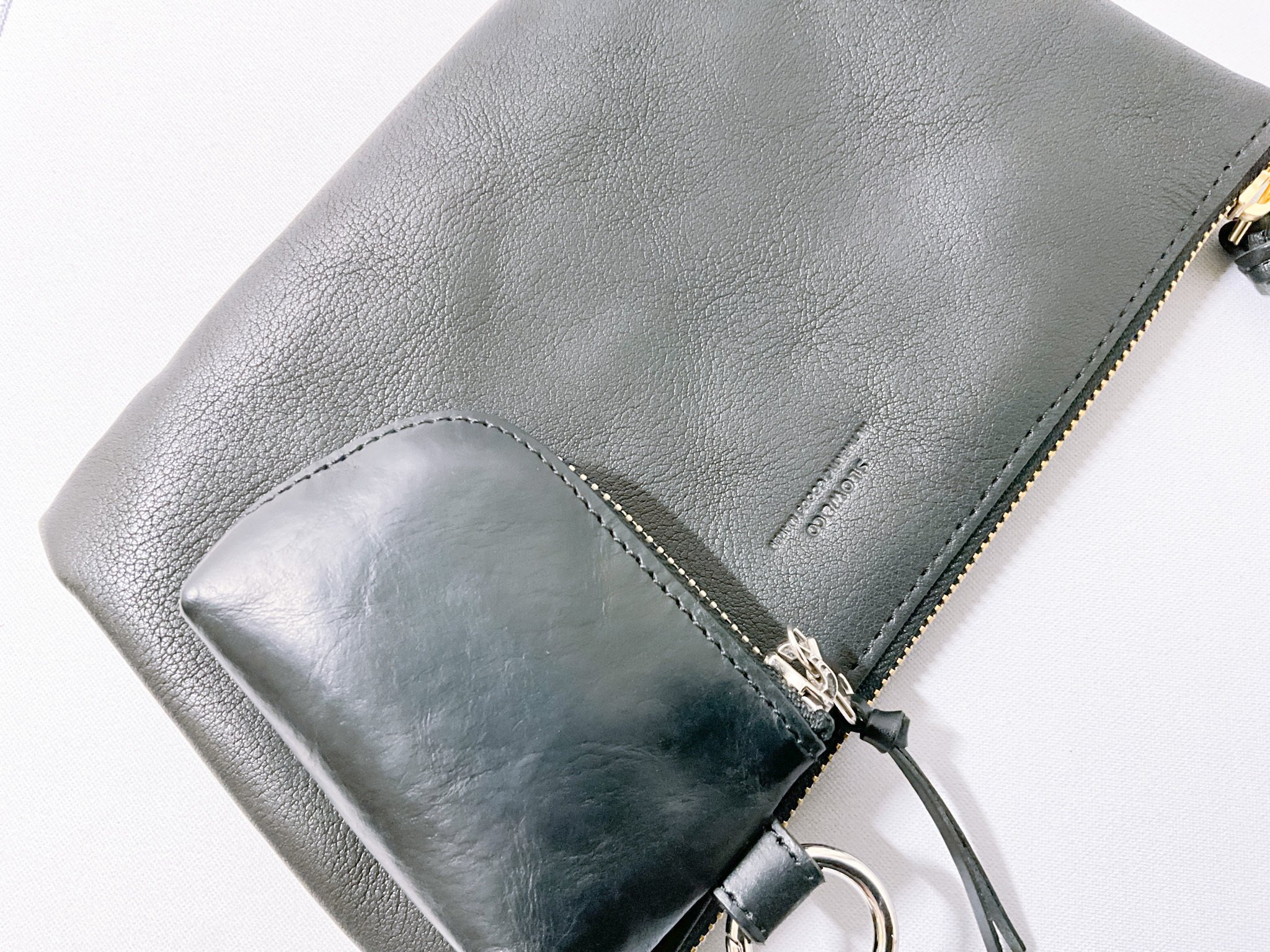 SLOW】「BONO POUCH M」レビュー【栃木レザーのポーチ】｜MtOjiisan