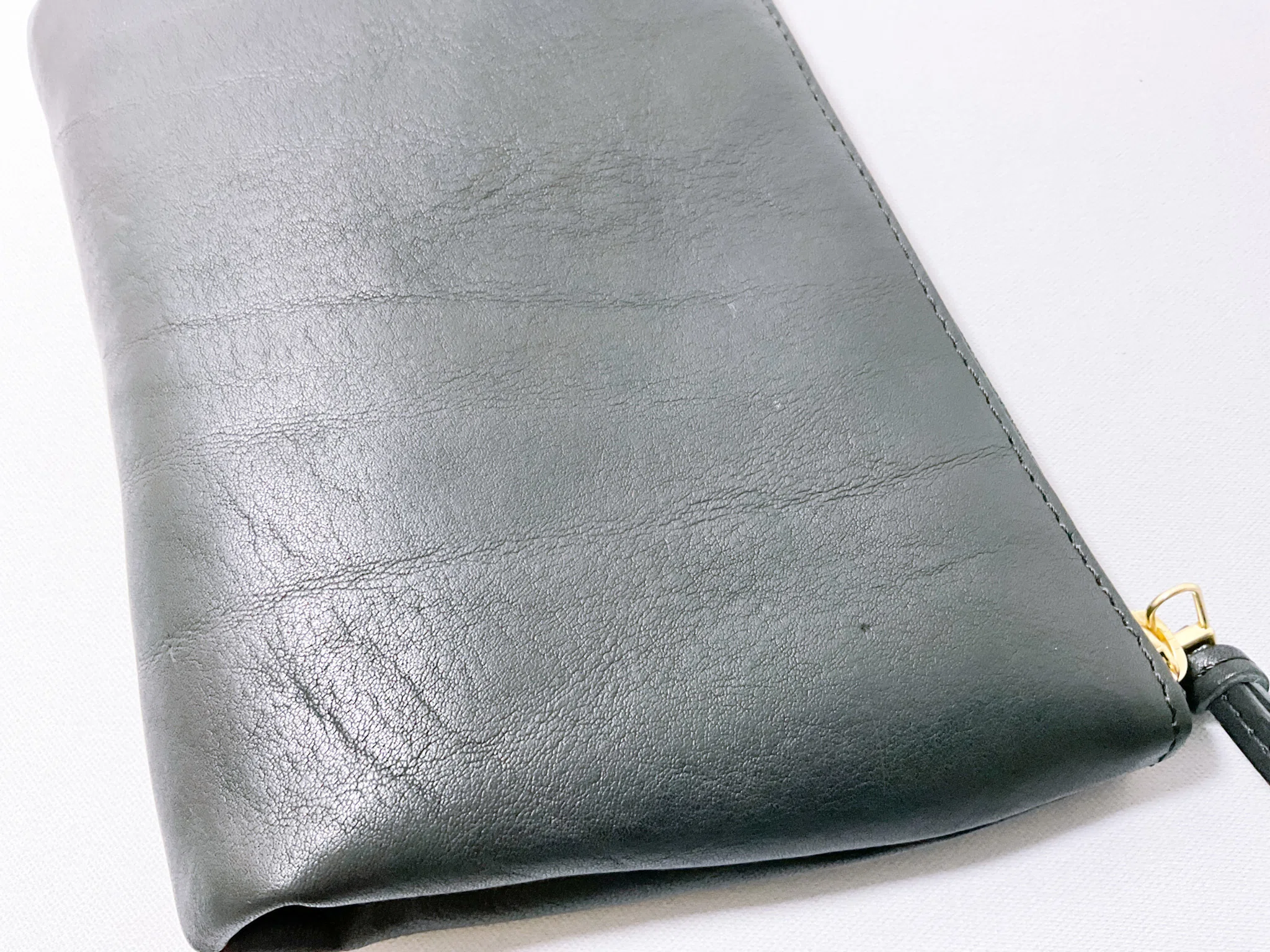 SLOW】「BONO POUCH M」レビュー【栃木レザーのポーチ】｜MtOjiisan