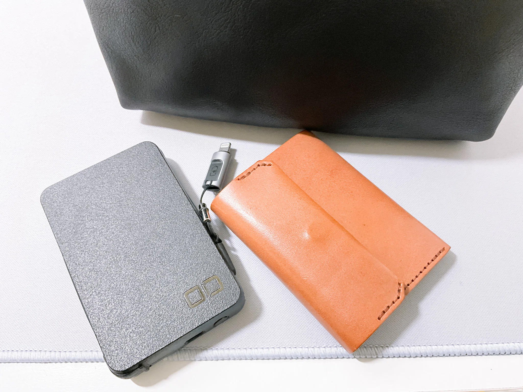 SLOW】「BONO POUCH M」レビュー【栃木レザーのポーチ】｜MtOjiisan