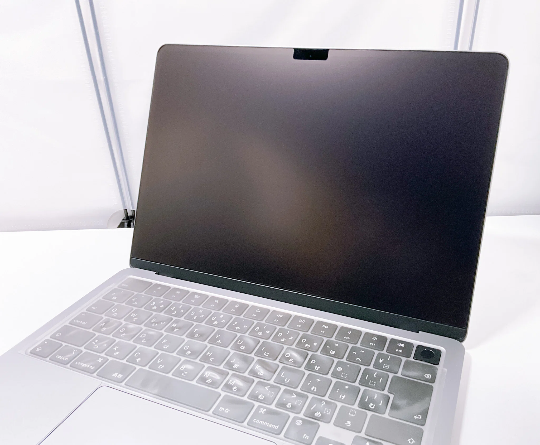 MacBook Air】「スペースグレイ」写真集｜MtOjiisan