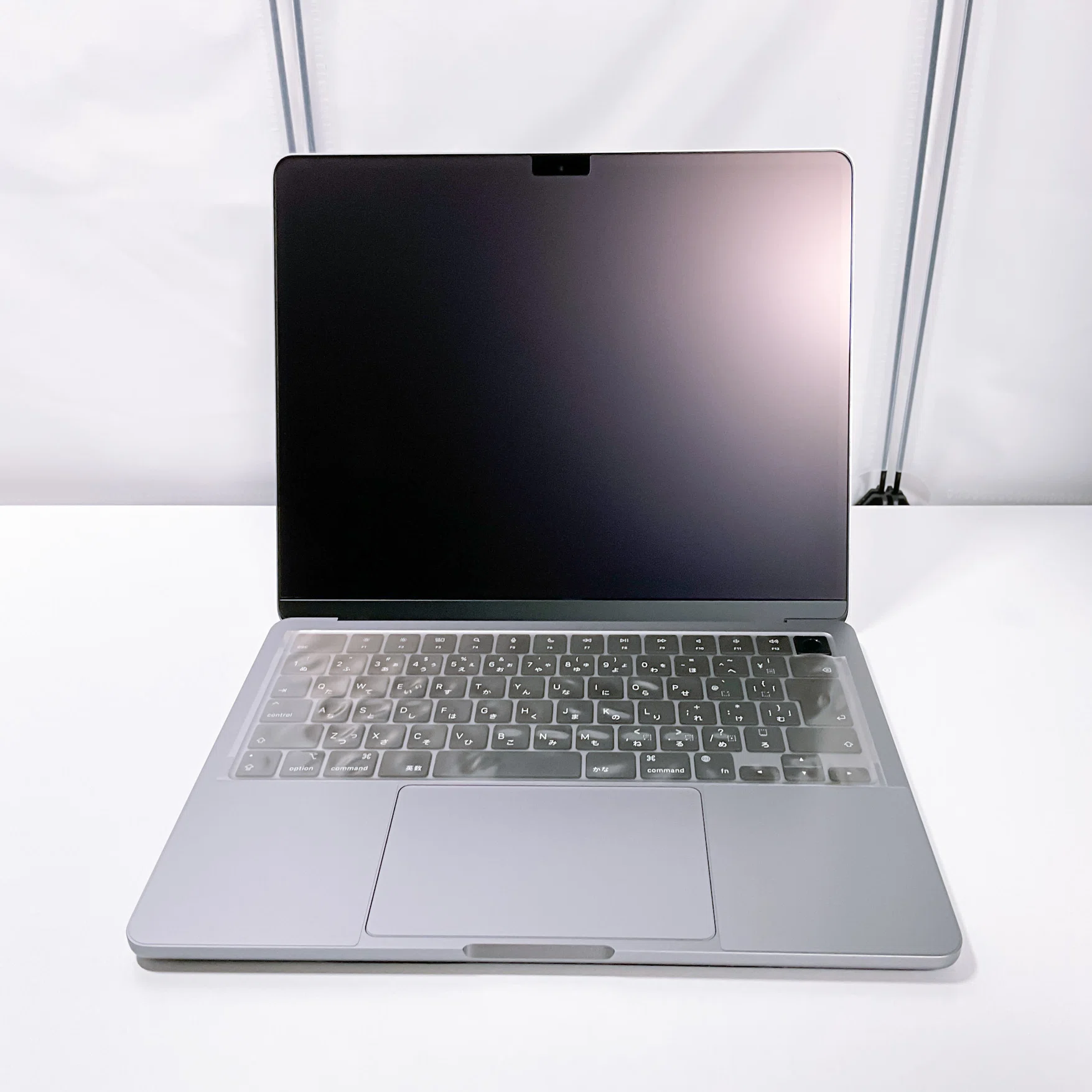 MacBook Air】「スペースグレイ」写真集｜MtOjiisan【毎週、月・水・金 