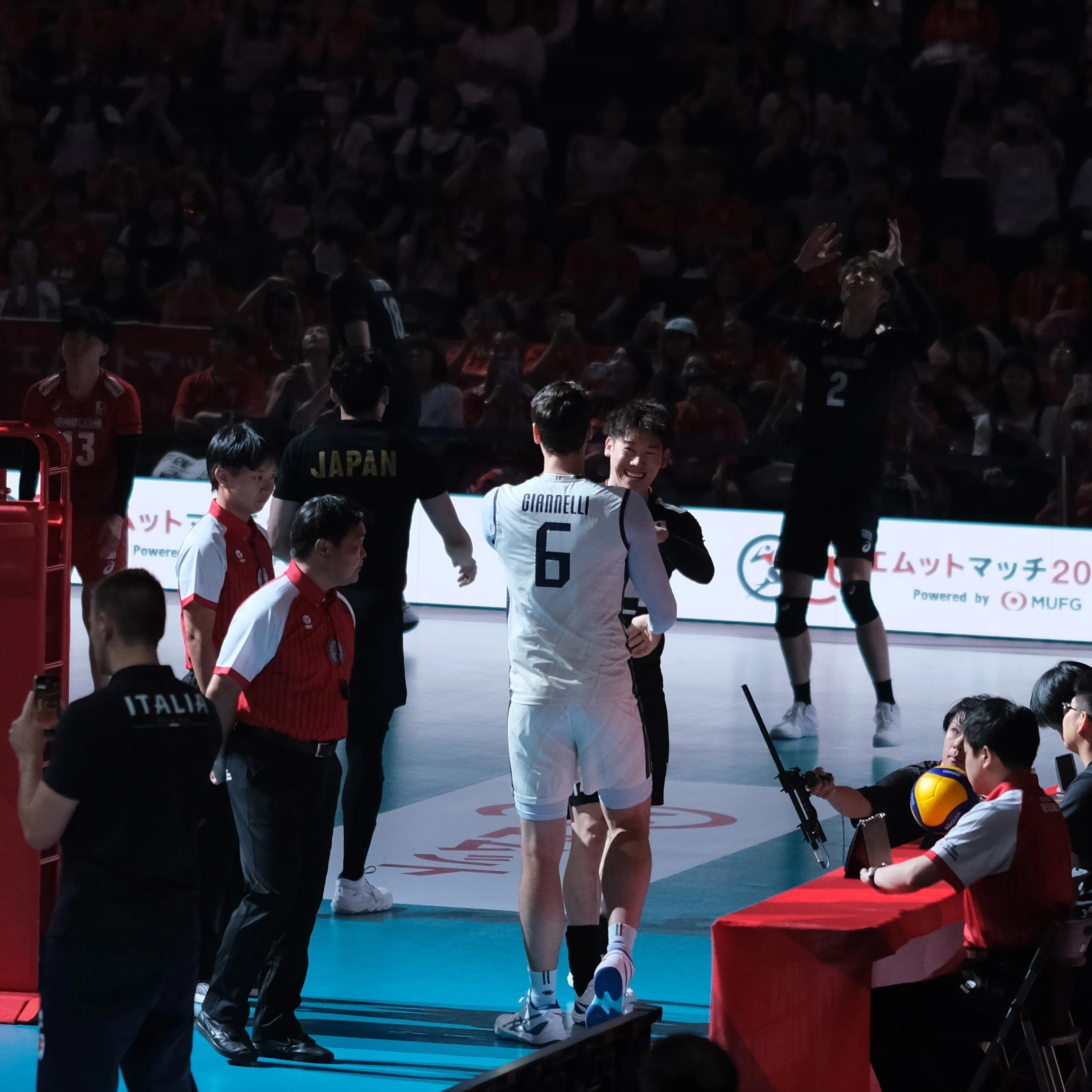 男子バレー : サントリー🇯🇵 vs ペルージャ🇮🇹 〜 Simone Giannelli