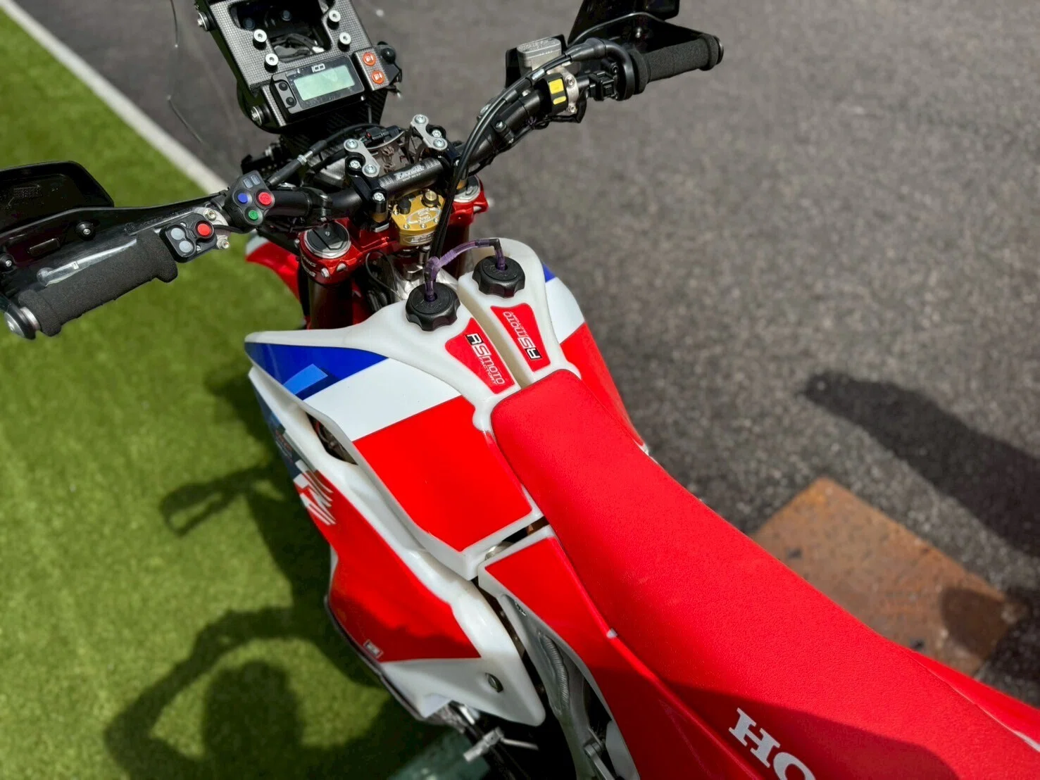 藤原慎也、ホンダCRF450 RX Rallyを駆って「2026 ダカール・ラリー