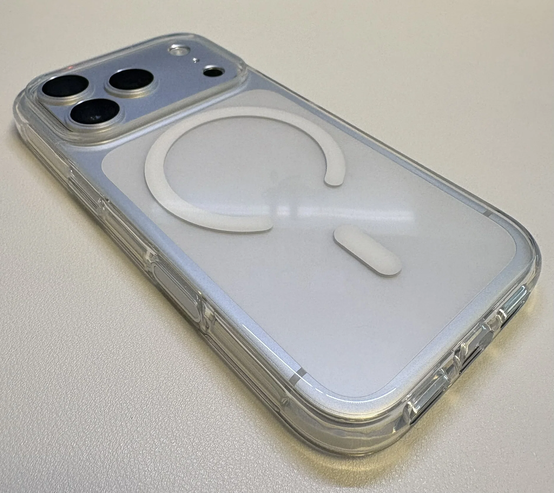 iPhone17proへの機種変更【3:開封、アクセサリー装着編】｜ Hogosaku