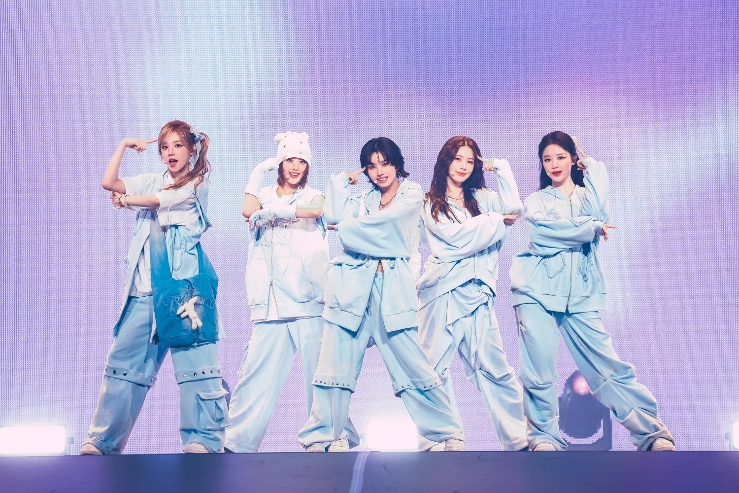 gidle アイドゥル 埼玉会場 ユニット ウギ シュファ PHOTO】(G)I-DLE ミンニ＆ウギ＆シュファ「2時脱出Cultwo Show