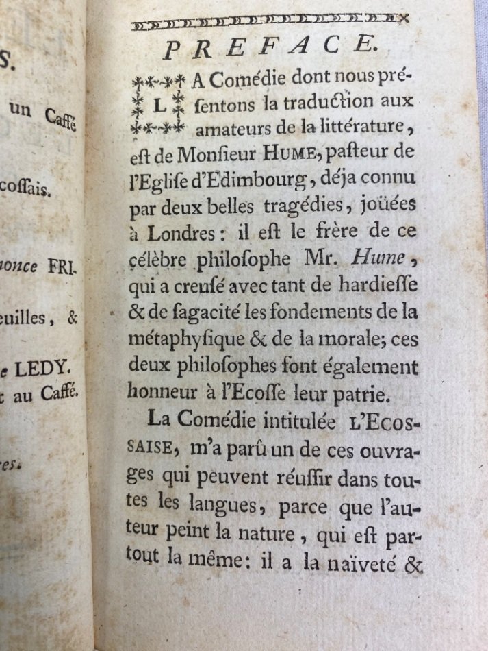 書名からヒュームの作品と混同された啓蒙主義者ヴォルテールの