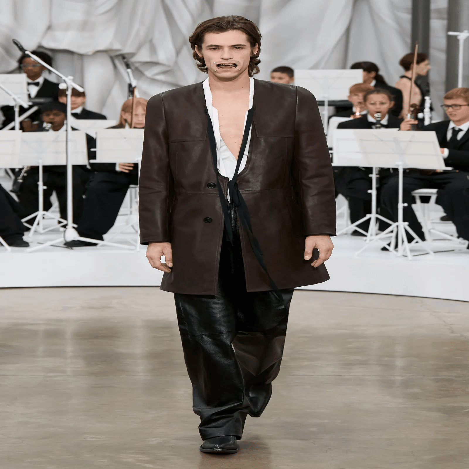 グレン・マーティンスが進化させる、メゾン マルジェラの匿名性【2026