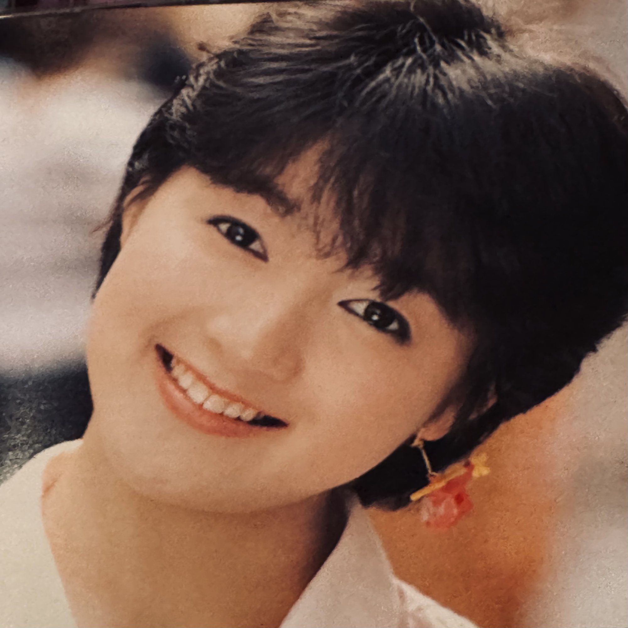 岩井小百合が突然ショートカットにした時の衝撃度｜銀蝿一家考察コラム : 青くてごめん。, image size:1766x2000