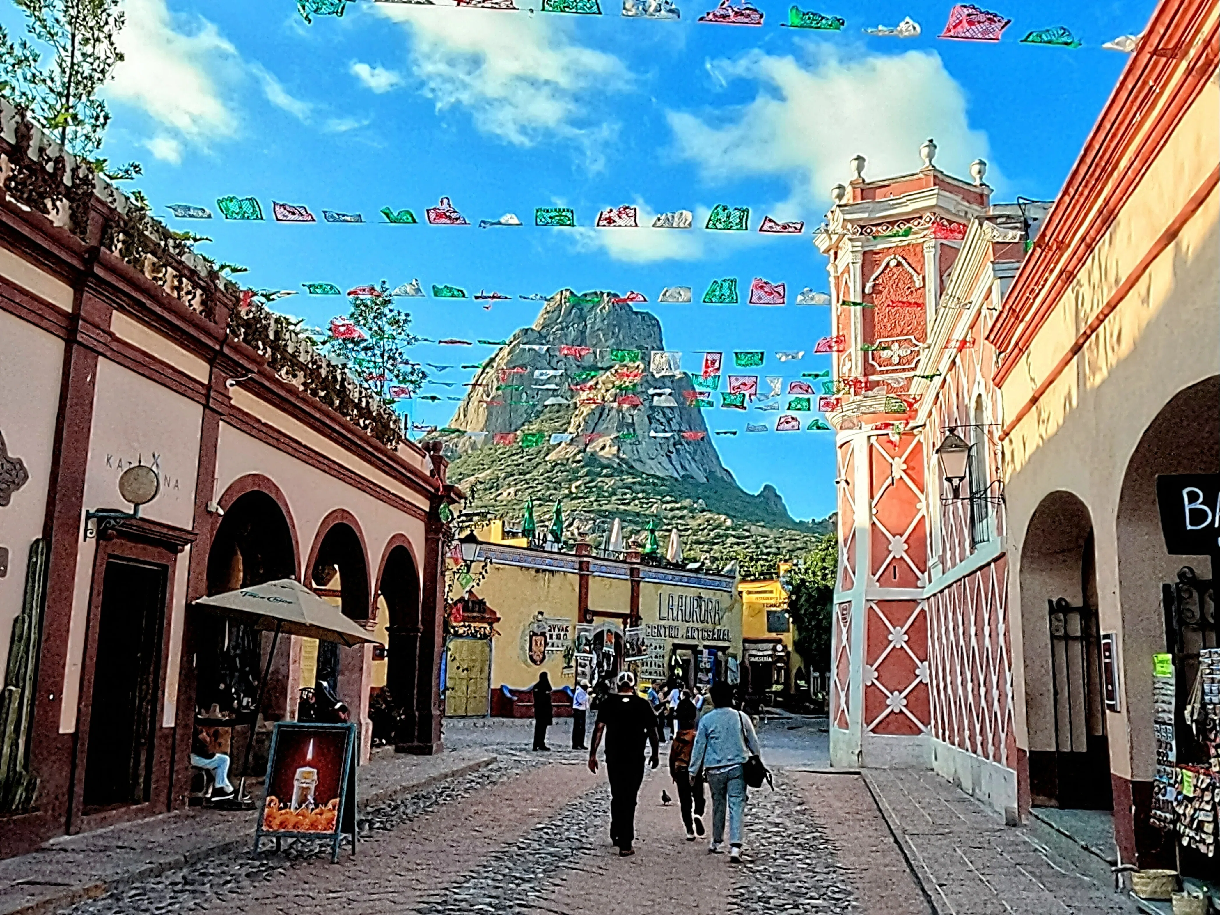 ベルナル|URBANRANCH ベルナル|URBANRANCH