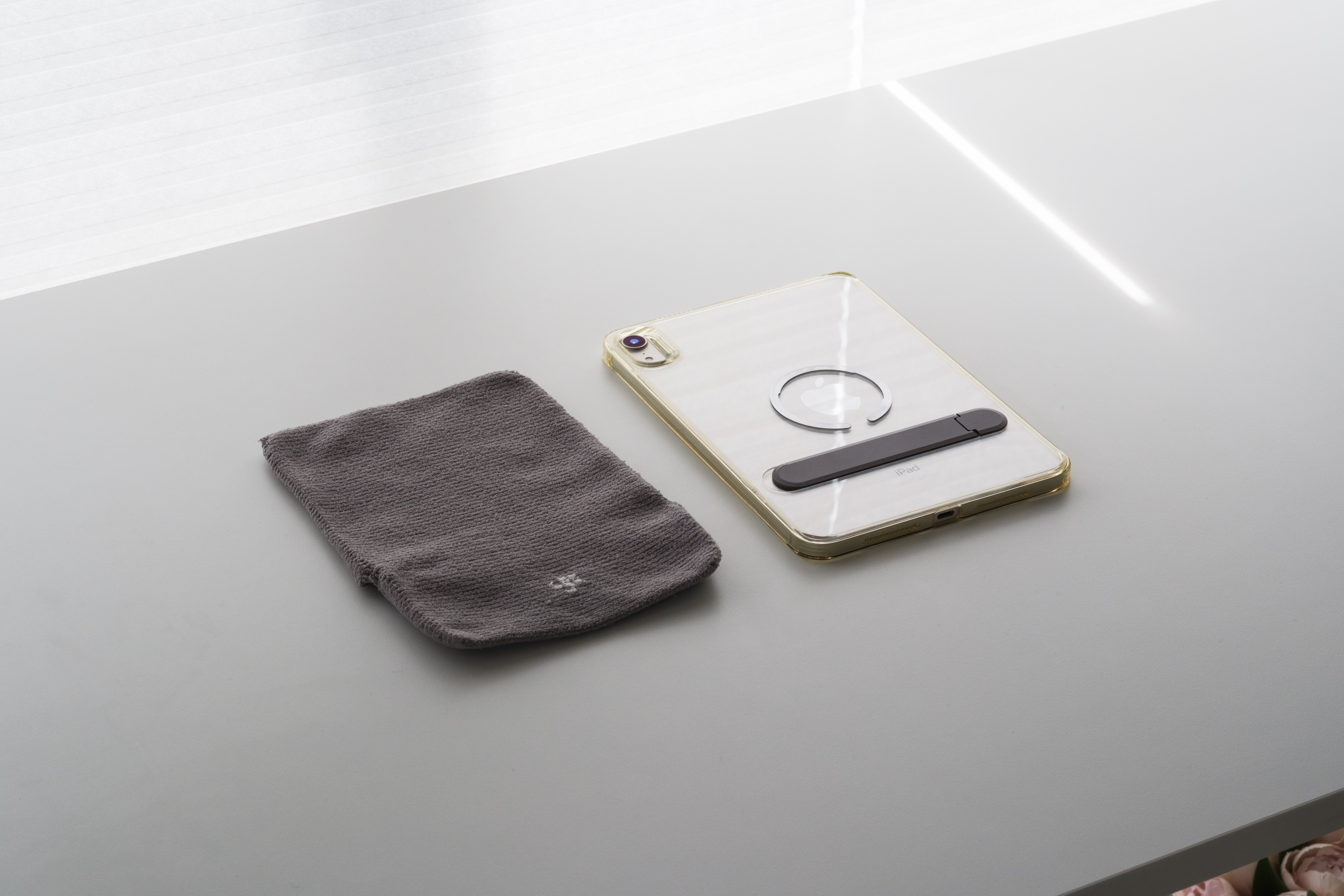 iPad miniで快適にnoteを書くために使っている周辺アクセサリー｜Harushika