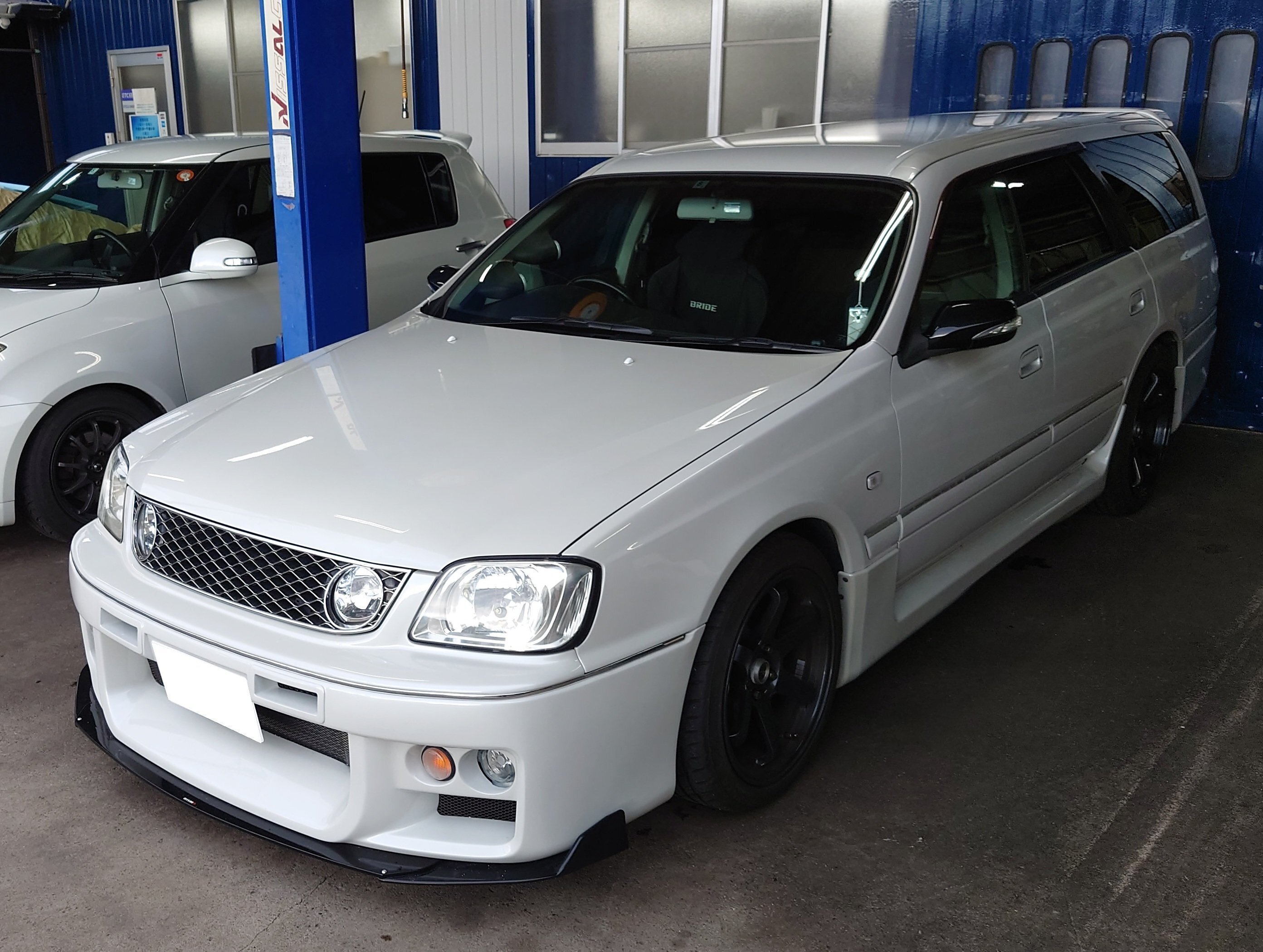 Nissan 260RS RB26が搭載されていたステージアのマニュアルです RB26DETTを積んだステーションワゴン。ステージア260RSに見られ