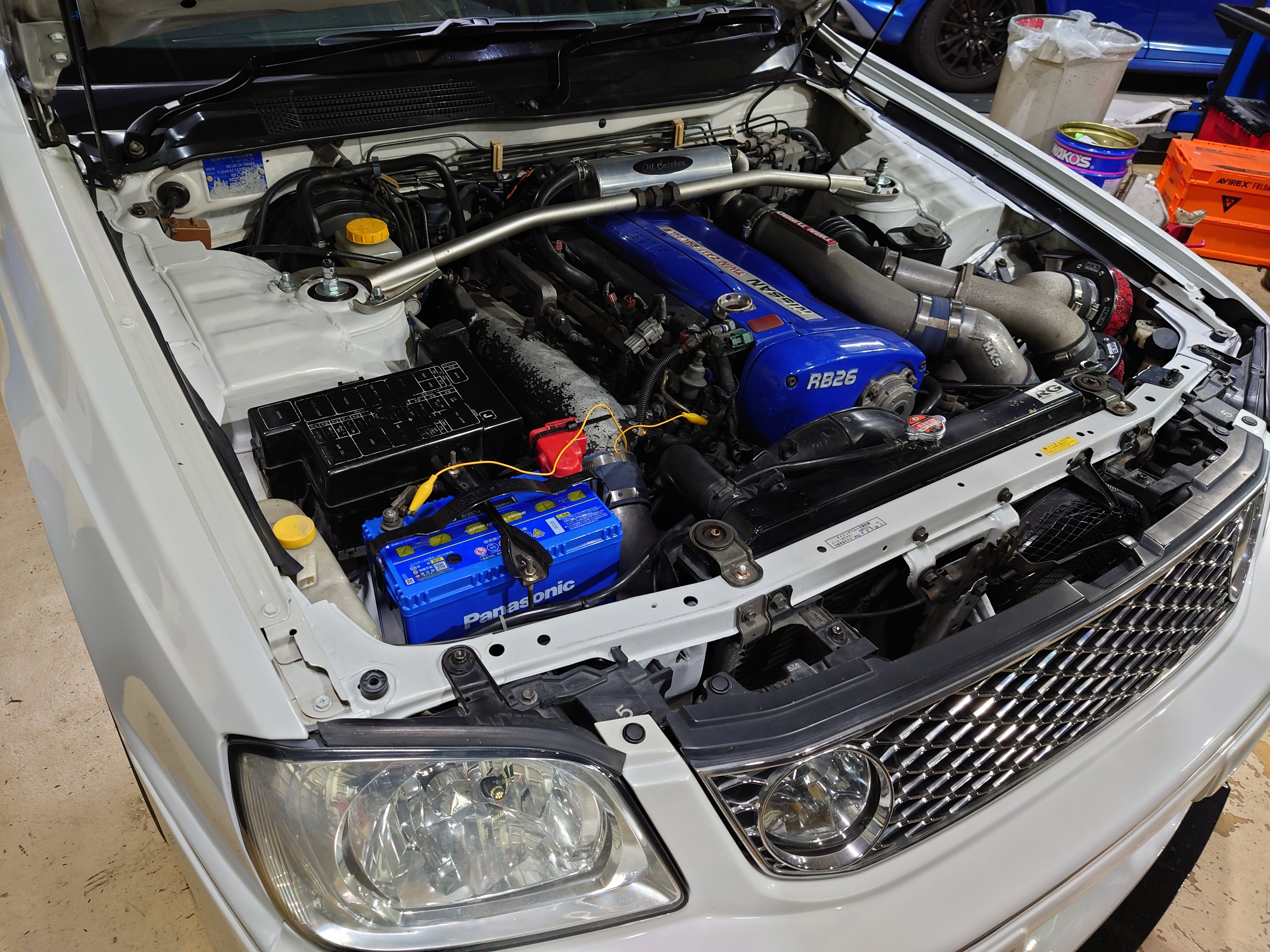 Nissan 260RS RB26が搭載されていたステージアのマニュアルです RB26DETTを積んだステーションワゴン。ステージア260RSに見られ