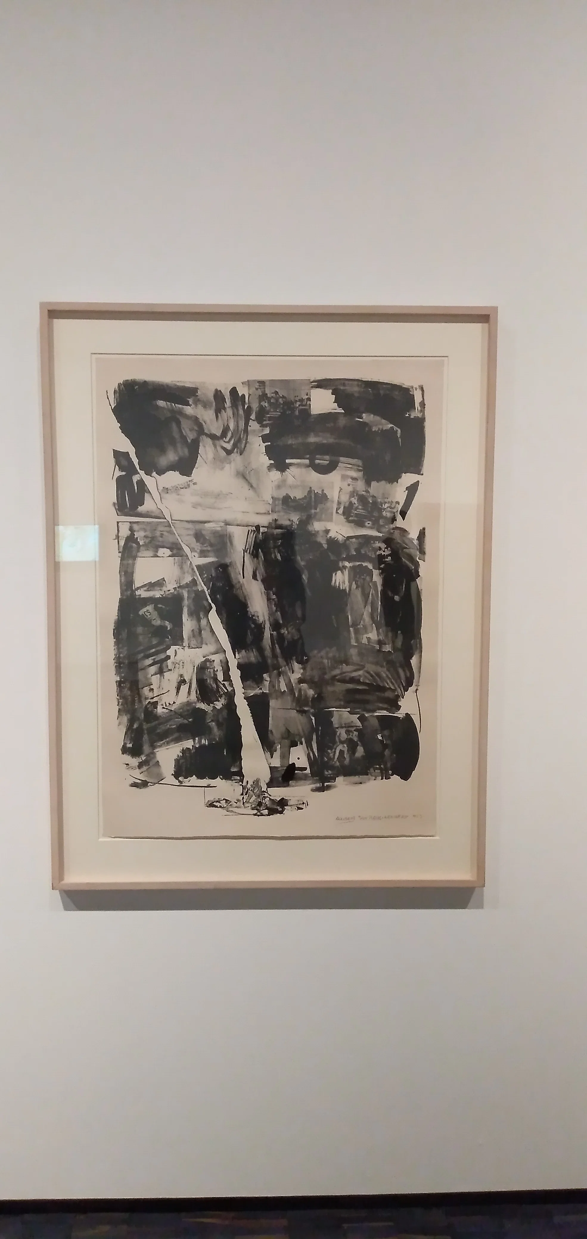 アクシデント」絵画「ポテト・バッズ」造形物 ロバート・ラウシェン