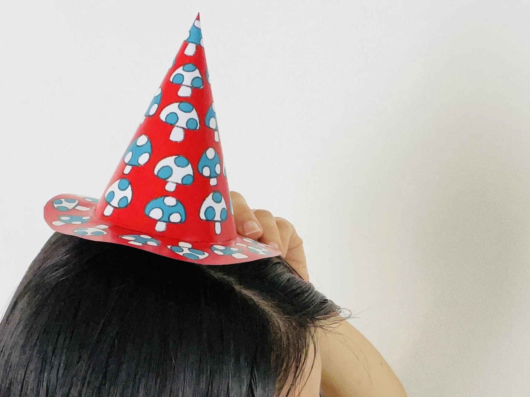✂️子どもと工作✂️ 魔女の帽子作ってみよう！｜子育て新聞