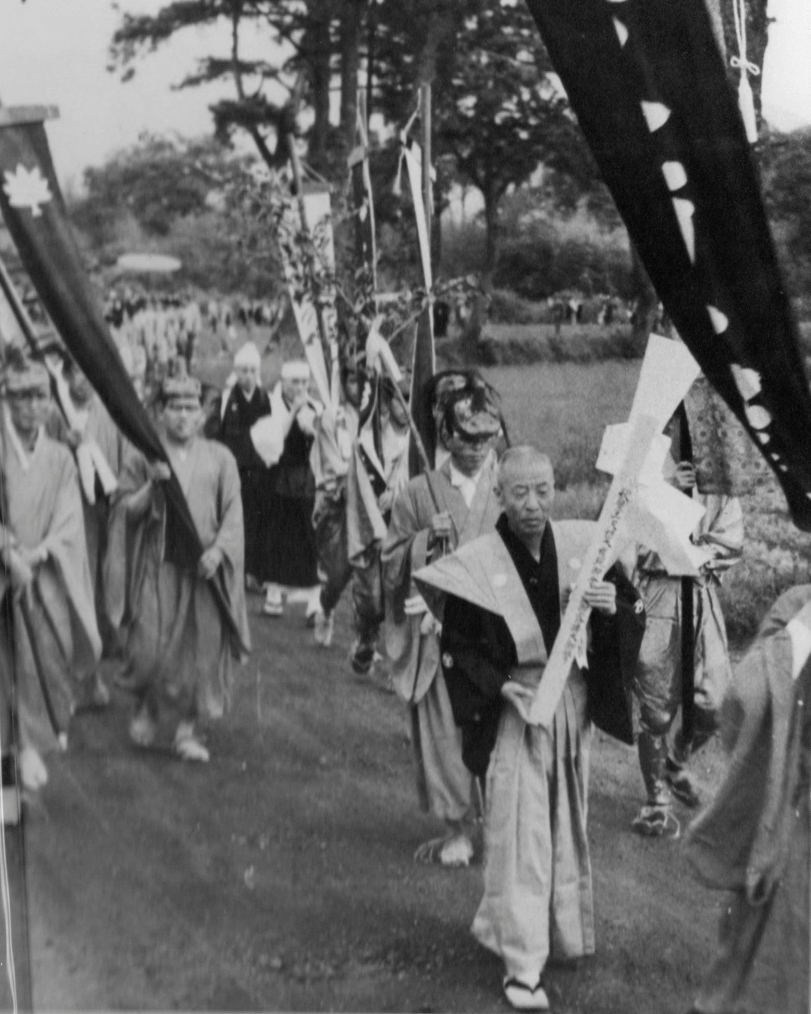白子天狗行列のお面と藤枝だるま｜岡村直人
