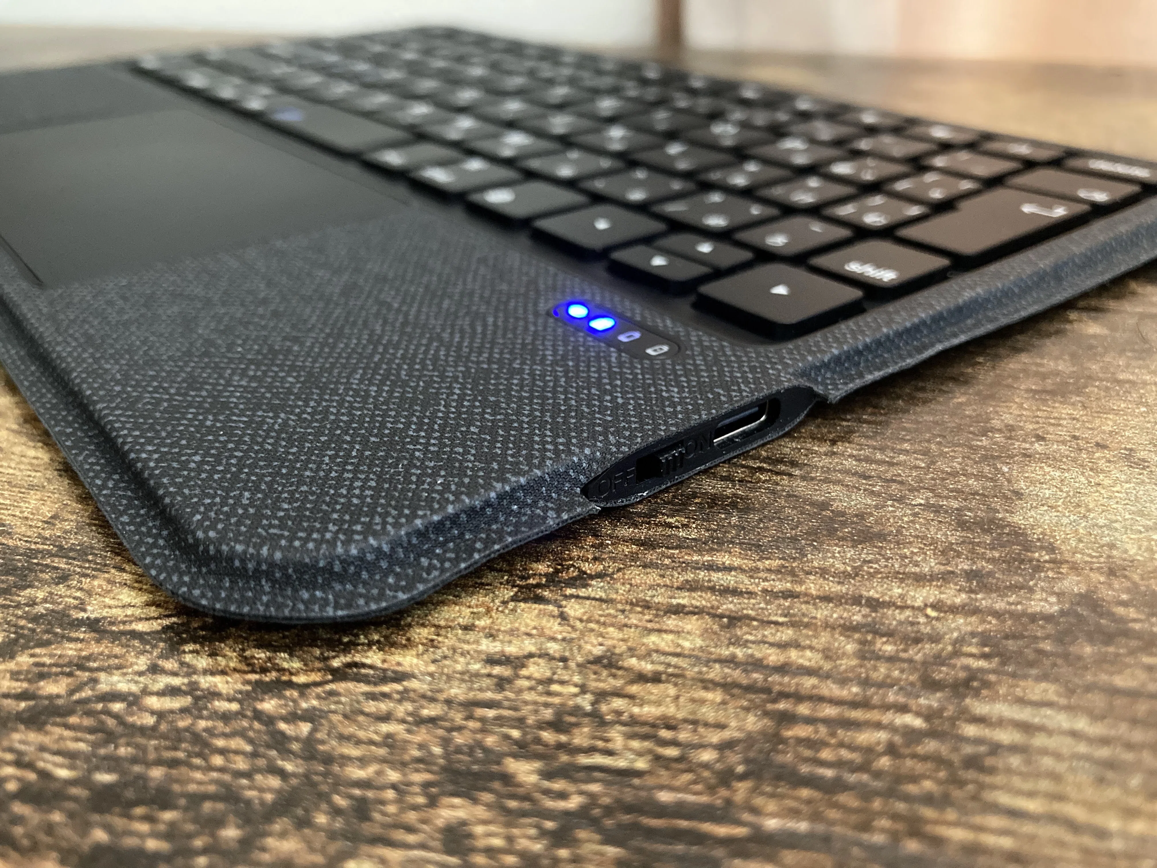 実機】Saikou iPad ワイヤレスキーボード レビュー 比較あり｜参考