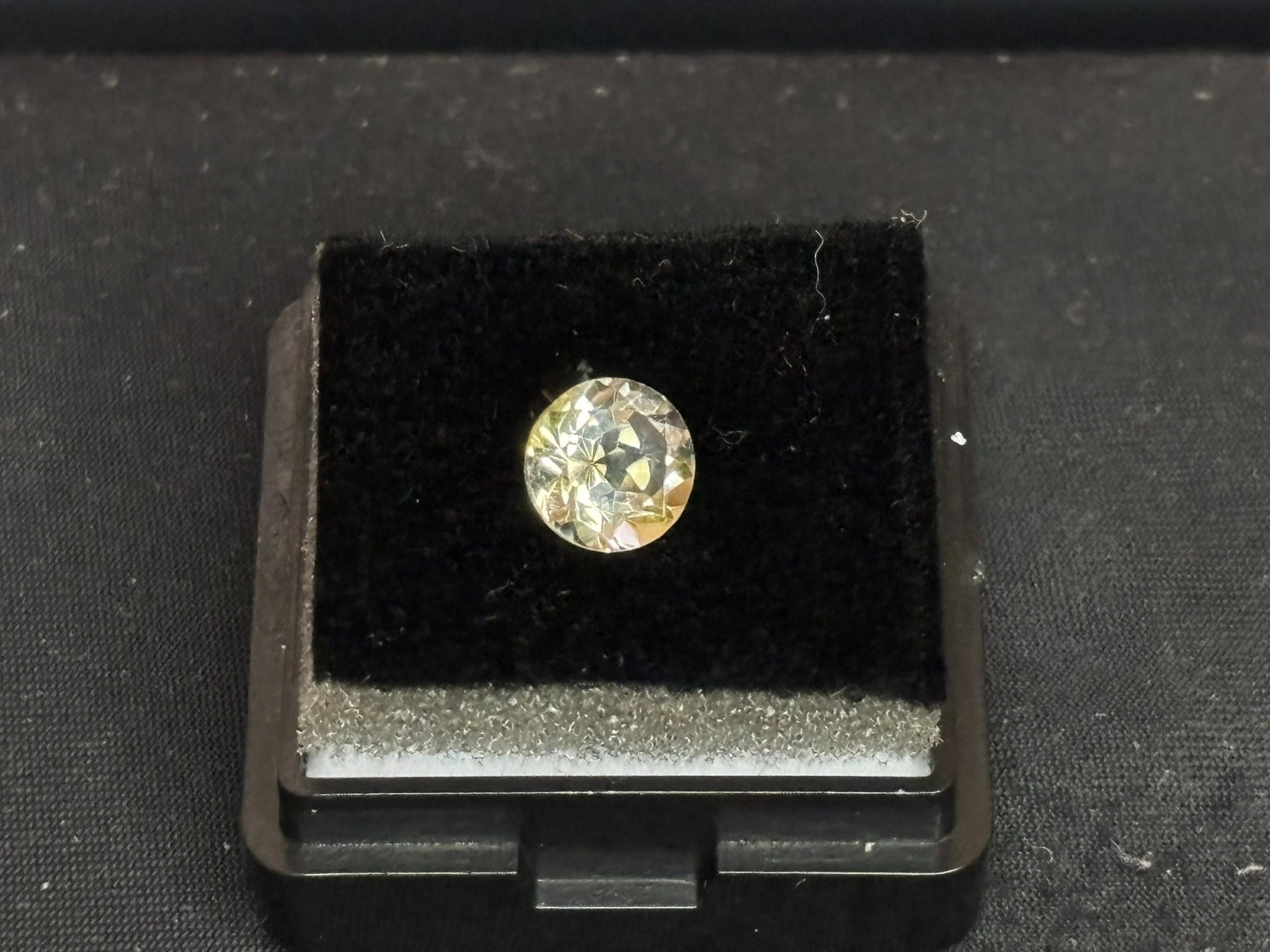 【エネルギー石】高次元からのメッセージを的確に受け取れるようになる✴︎黄金のハート 朝活】今朝食べた宝石「シトリン」（2025.10.10） #毎日更新