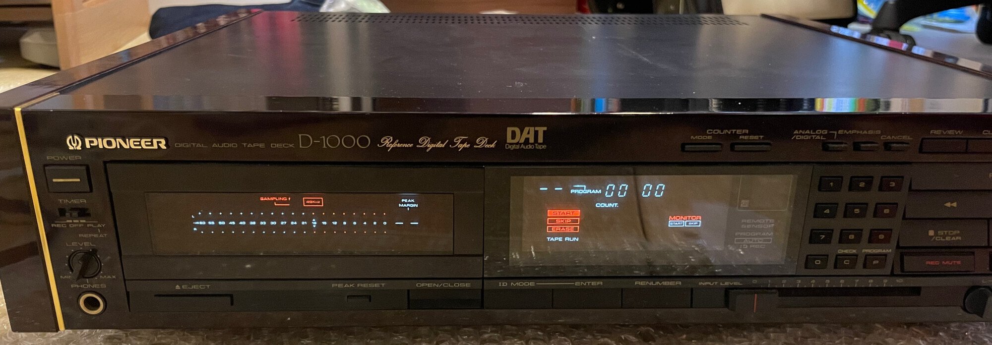 PIONEER DATデッキ D-1000