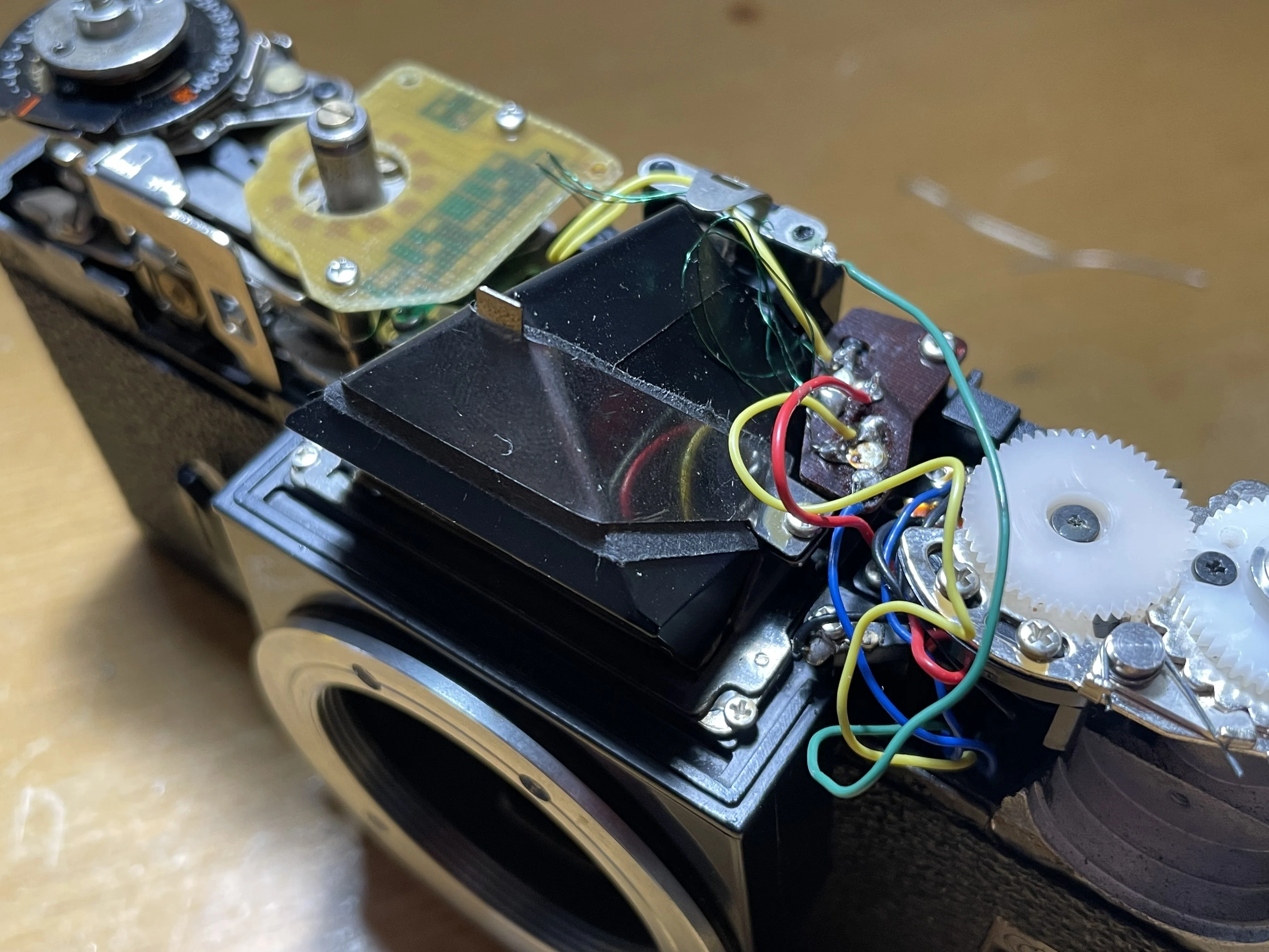 フィルム一眼レフの露出計を修理した。｜でっどぴーぷる