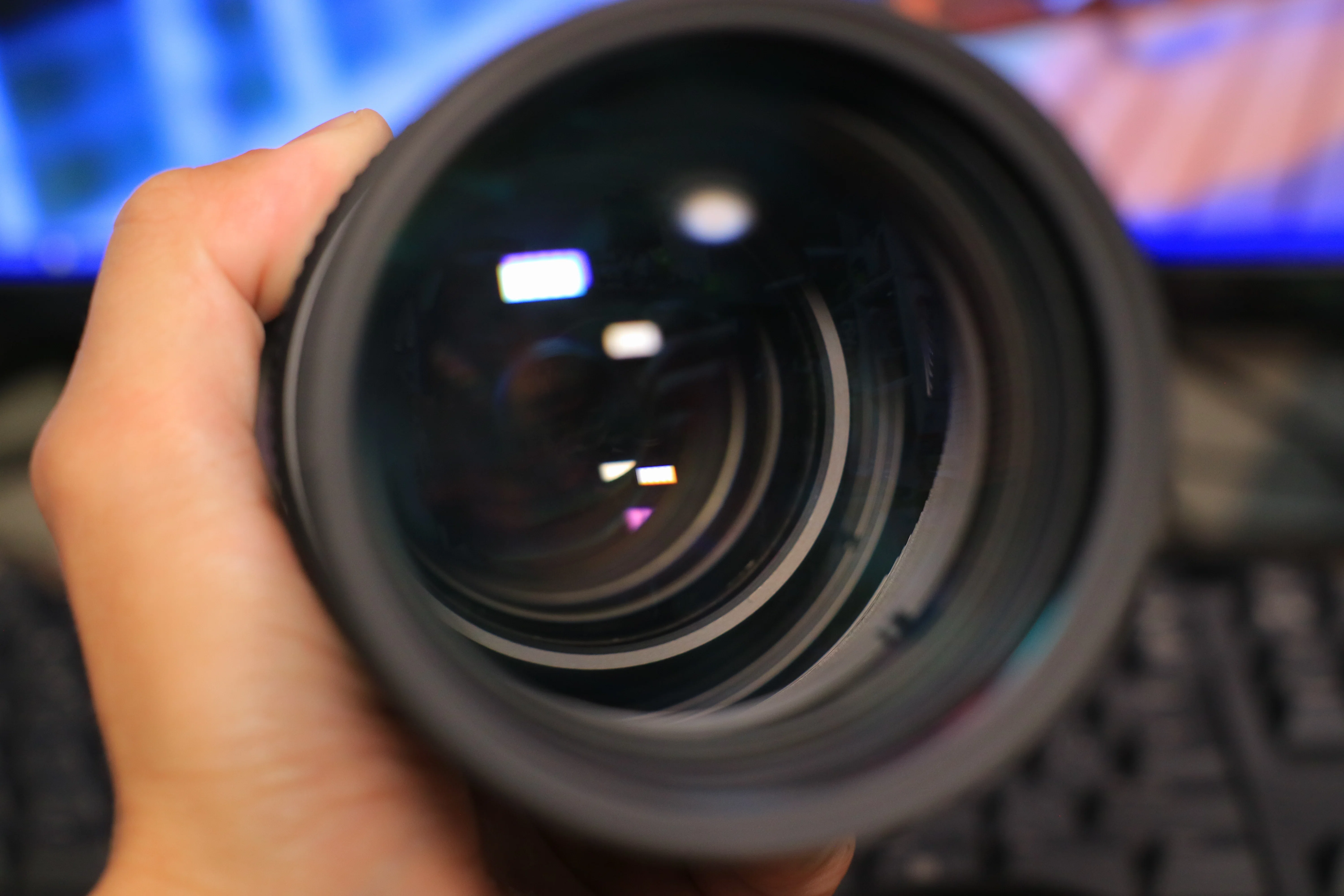 Nikon  FA、series E70-210mm f/4 望遠レンズ 三脚等 mayuriとレンズぬま *第六十四本* Nikon Lens Series E 70-210mm F4