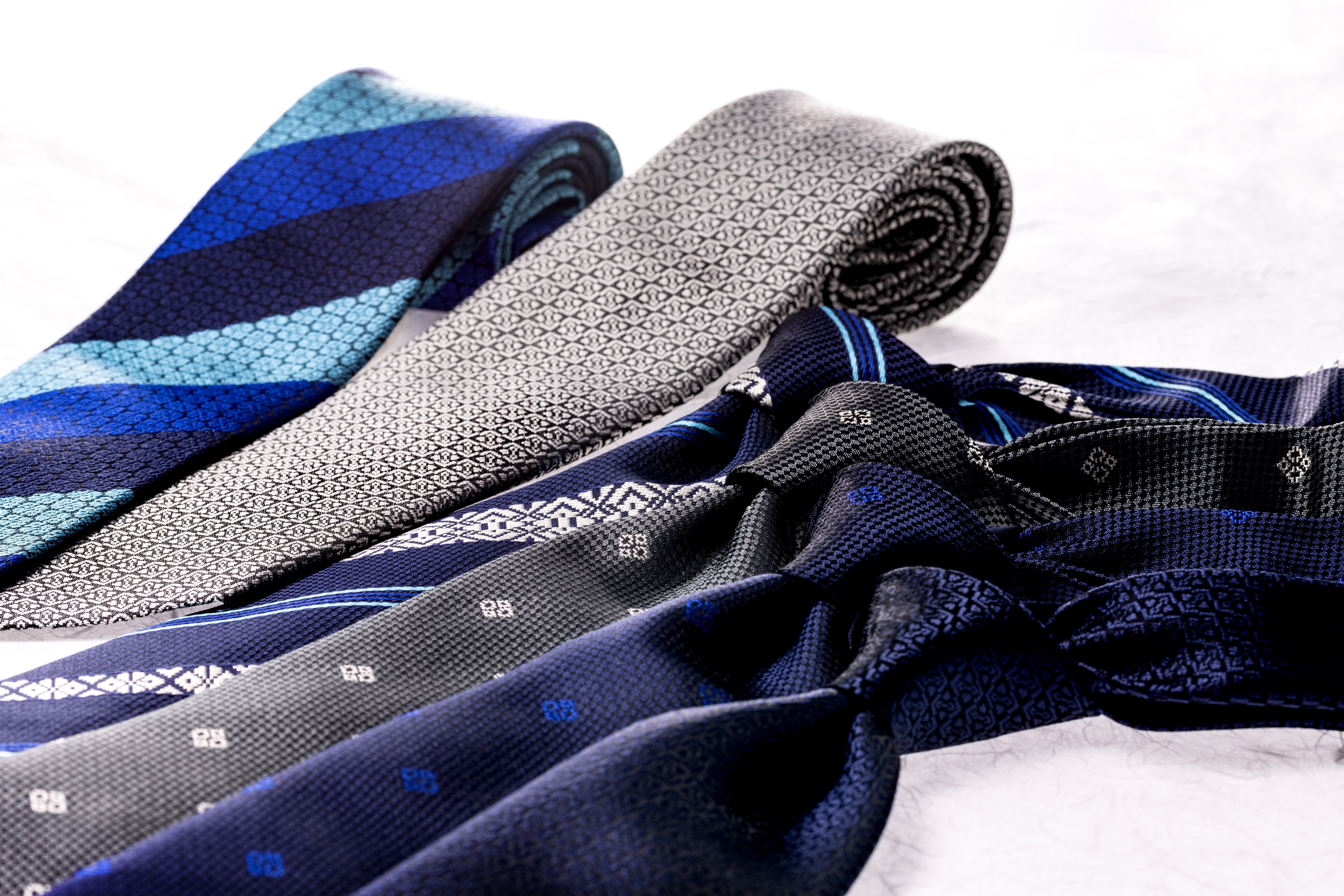 博多にしむら織物趣悦 紋織 博多にしむら織物趣悦 紋織 従来の博多に