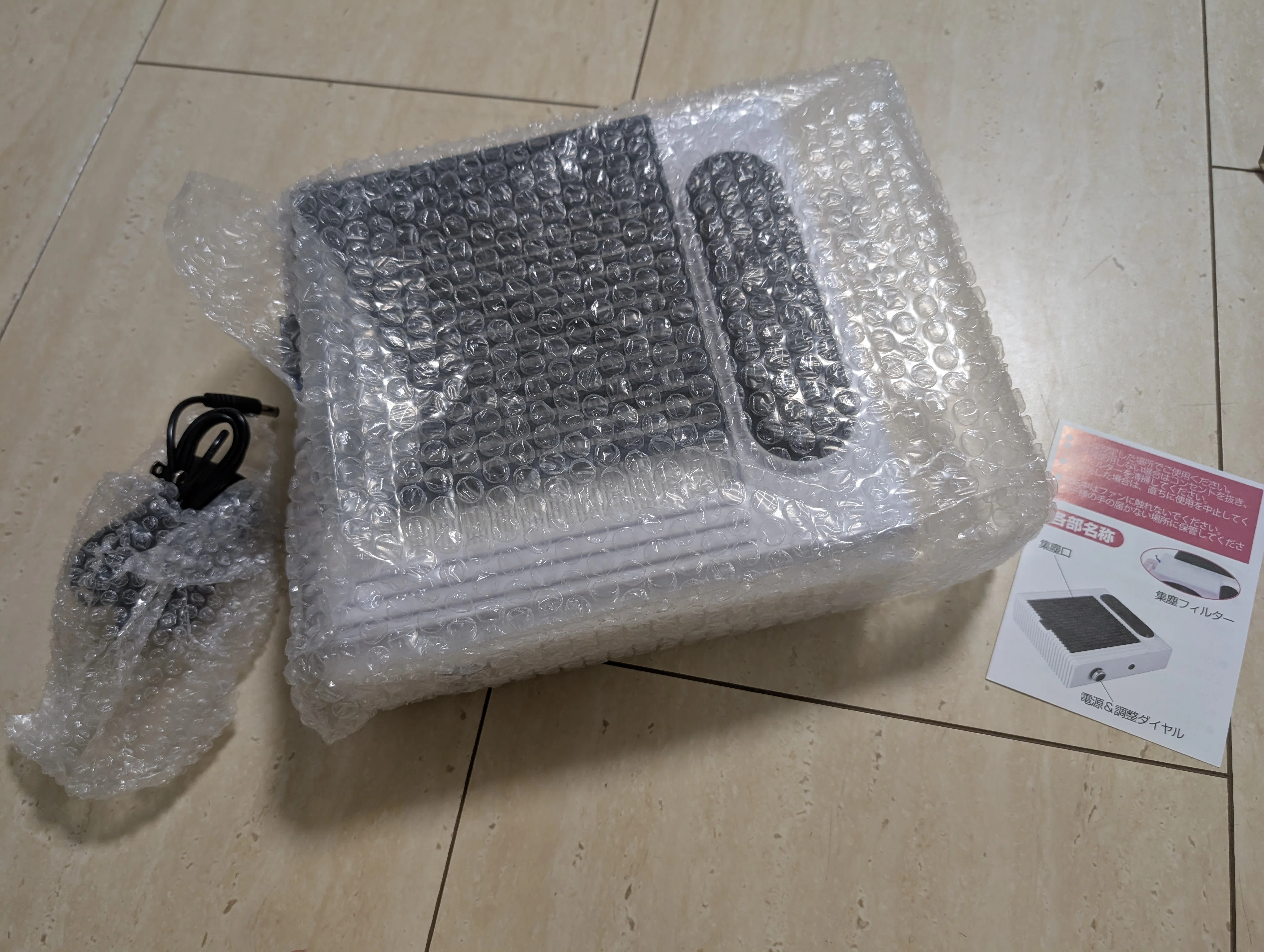 工具レビュー】ネイル集塵機をプラモデル制作に転用、ペンサンダー粉