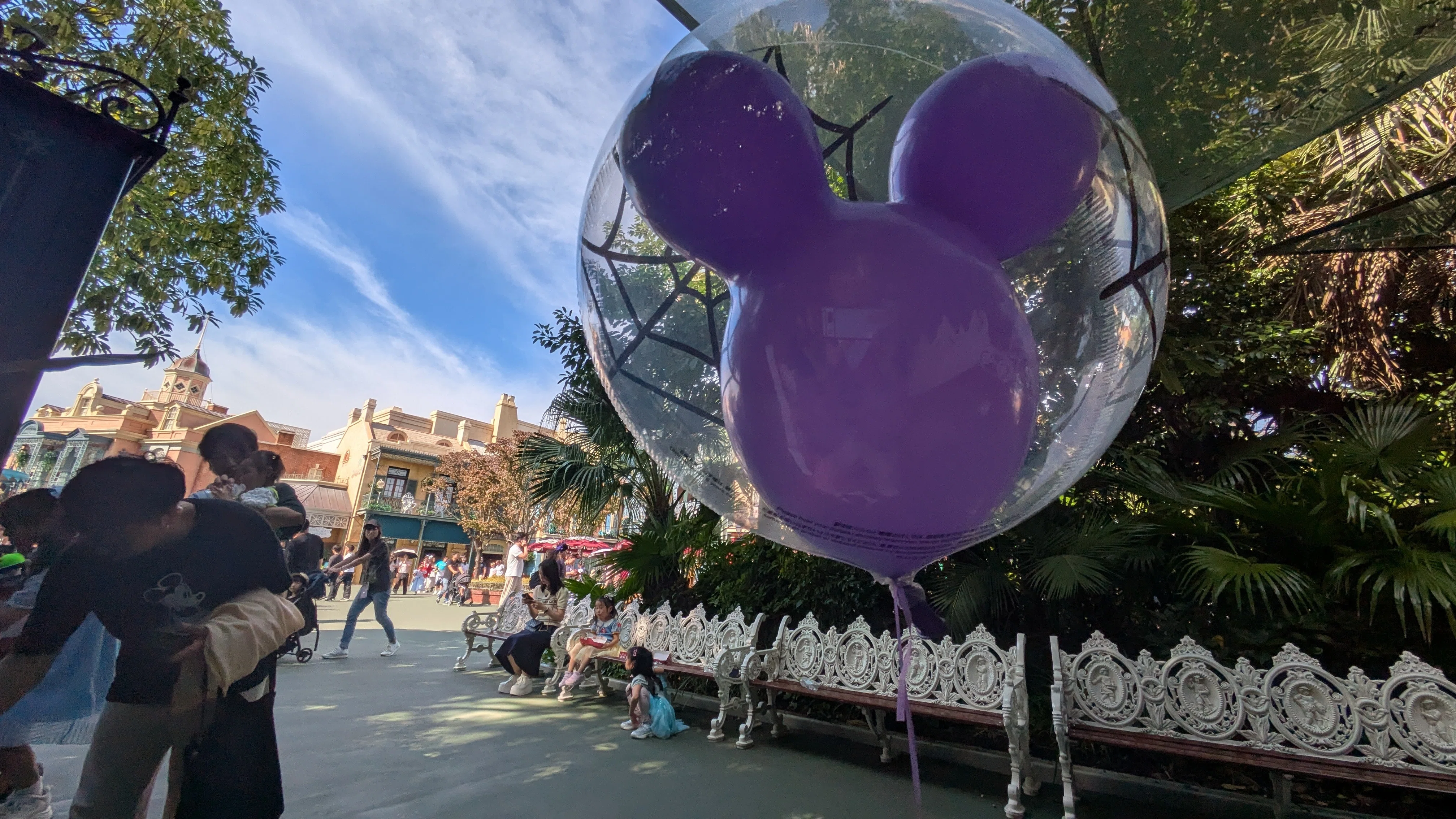 ディズニーランドのバルーン｜快速弓子
