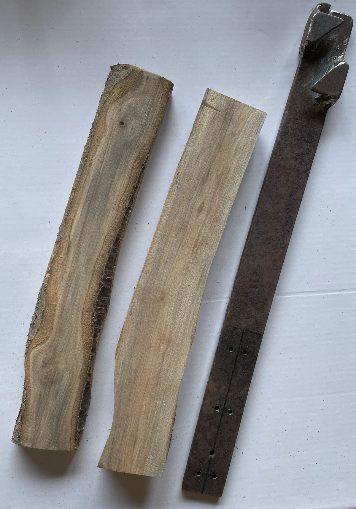 Stagger Ber Making a handle for a DIY 'wrench extension bar' using pruning scraps ...