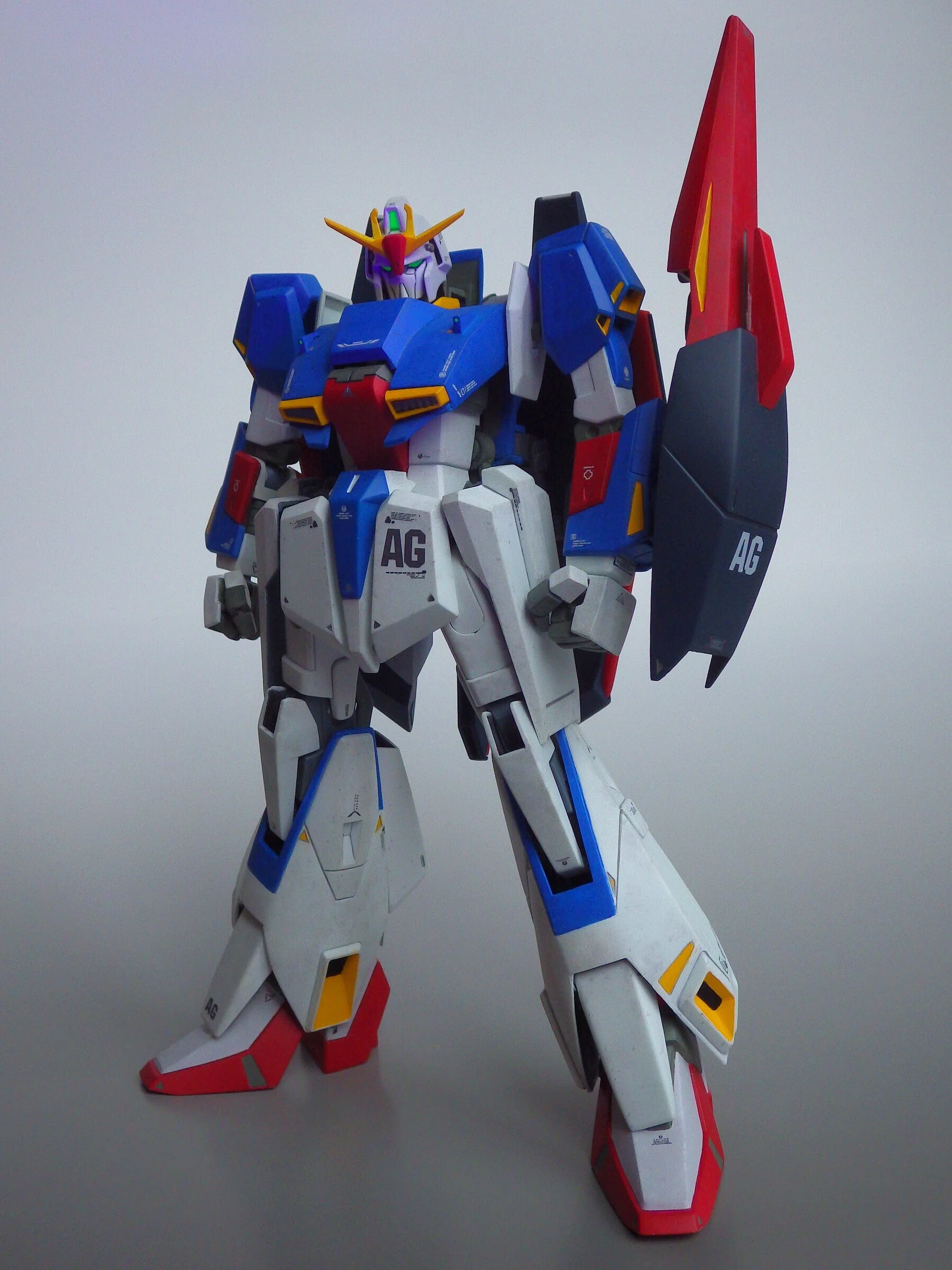 旧キット 1/100ゼータガンダム完成。｜マテラボ 【G PARTS Material