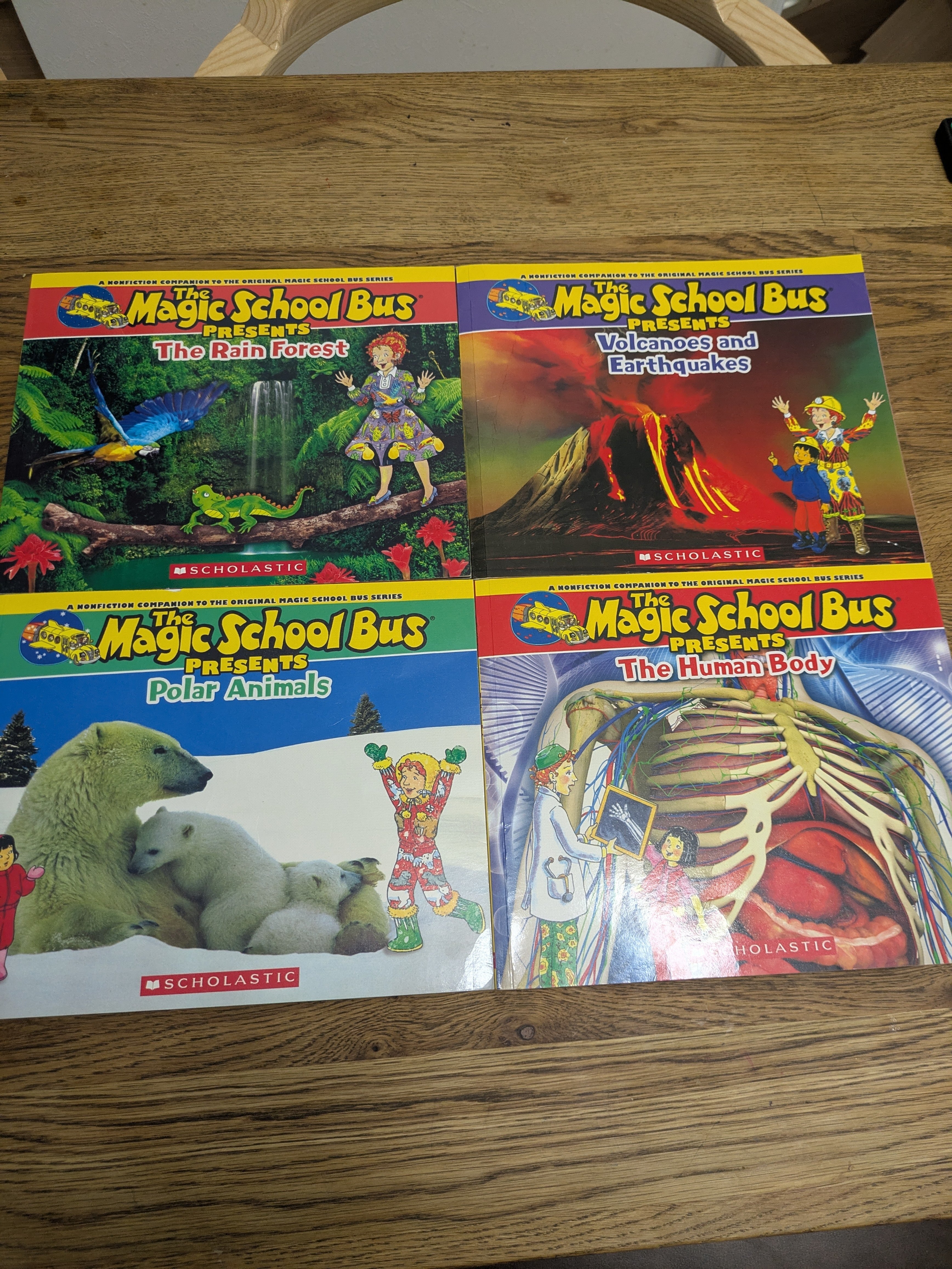 The Magic School Bus 英語絵本 10冊セット 科学本 理系 The Magic School Bus 英語絵本 10冊セット 科学本 理系 The Magic