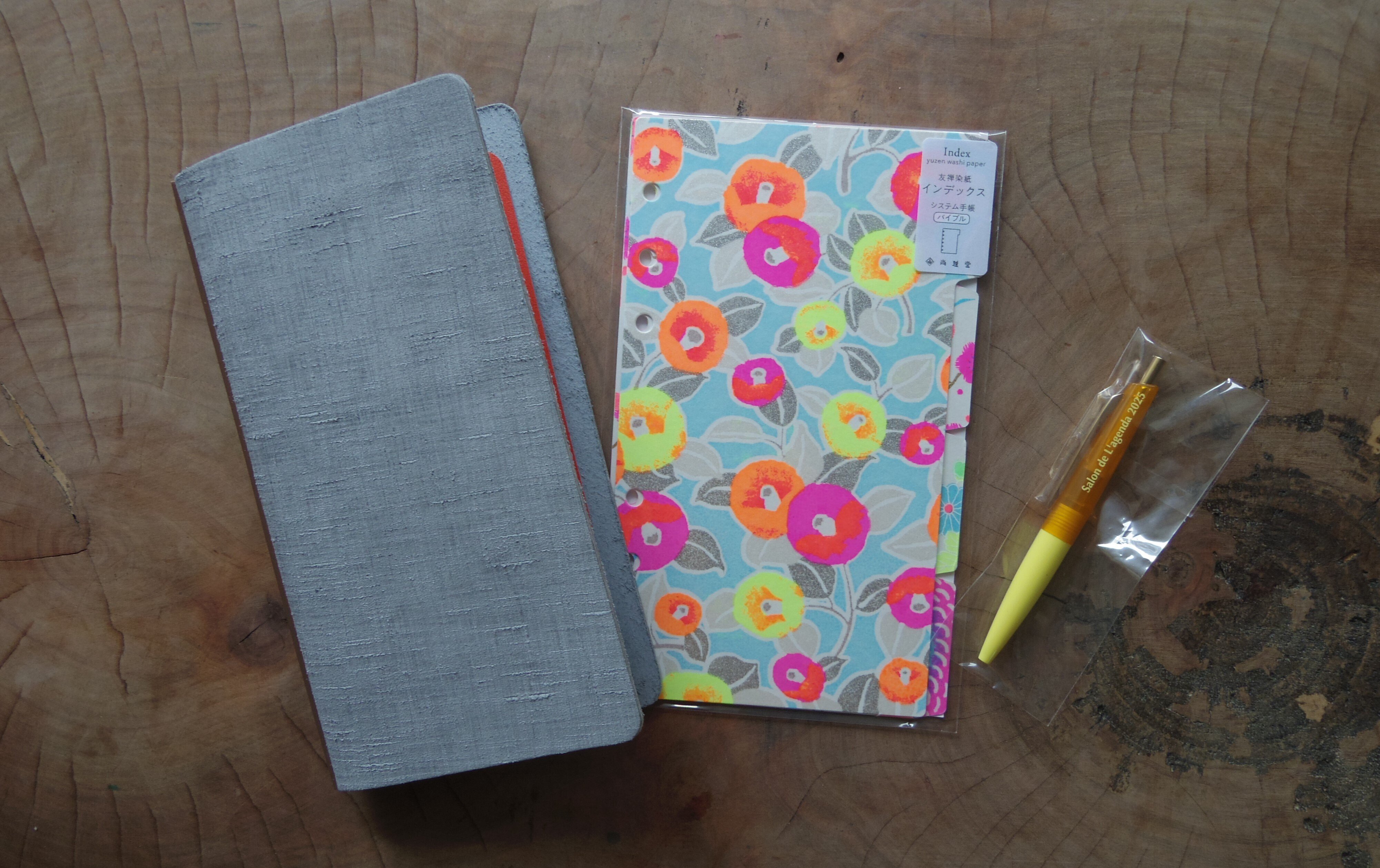 システム手帳サロン2025へ、PLOTTERテンペスティ｜手帳Q子