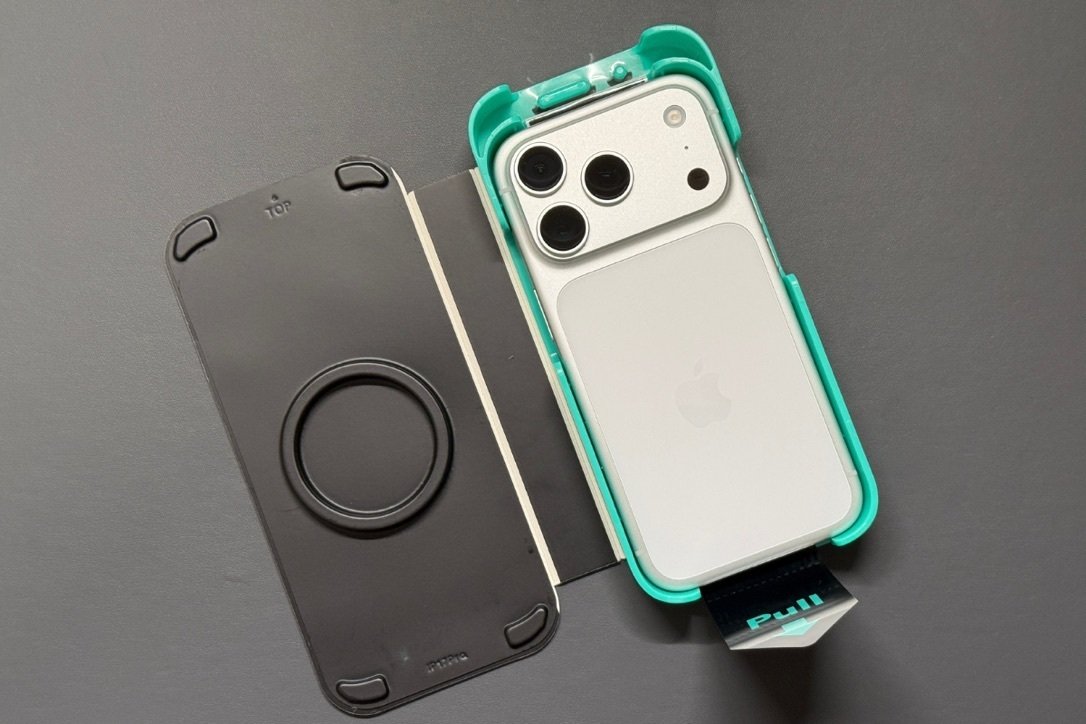 iPhone17pro用　アクセサリーセット SoftBank SELECTION、「iPhone 17 シリーズ」対応アクセサリーを発売