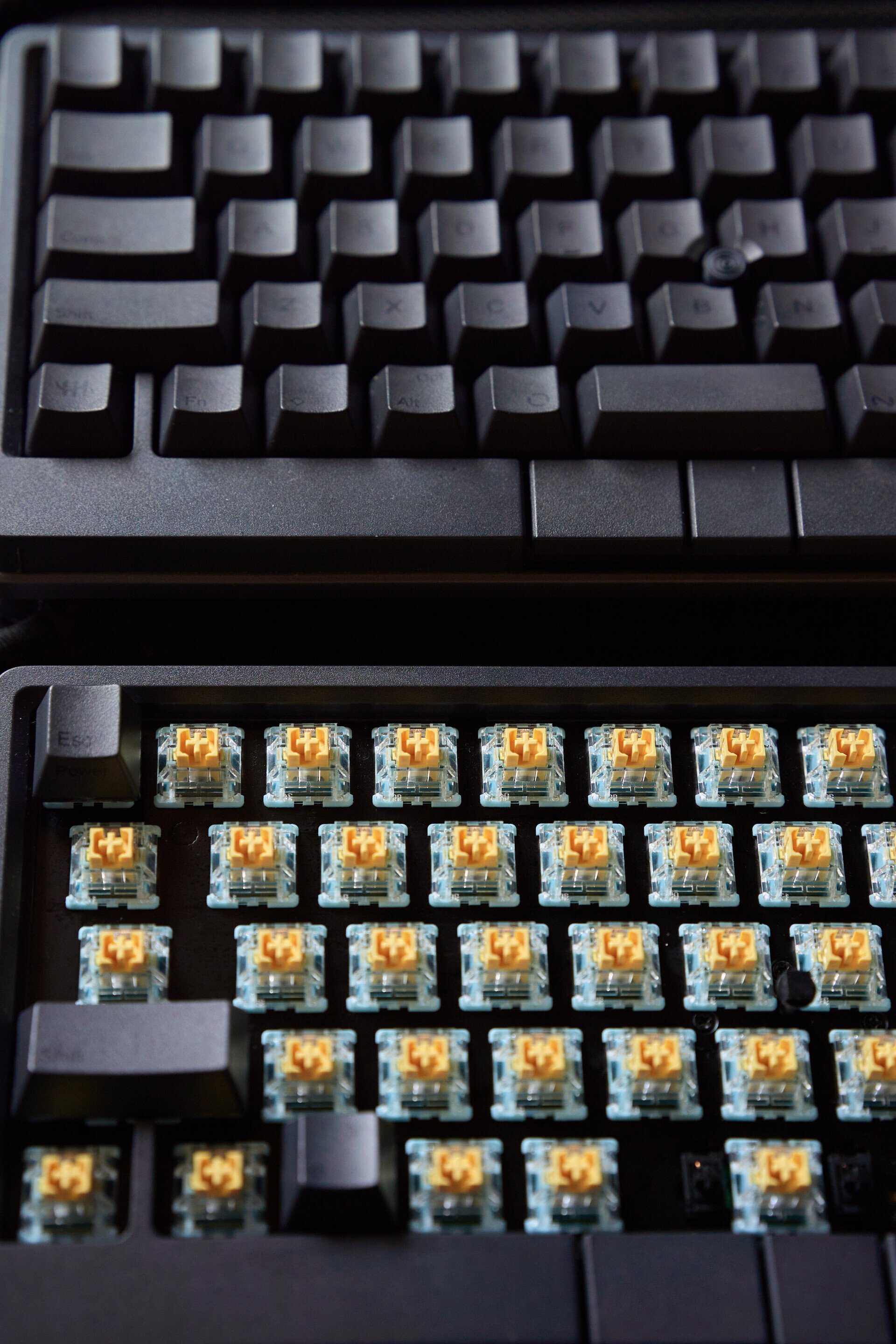 HHKB Studioのキースイッチを交換して更なる静音化｜IM