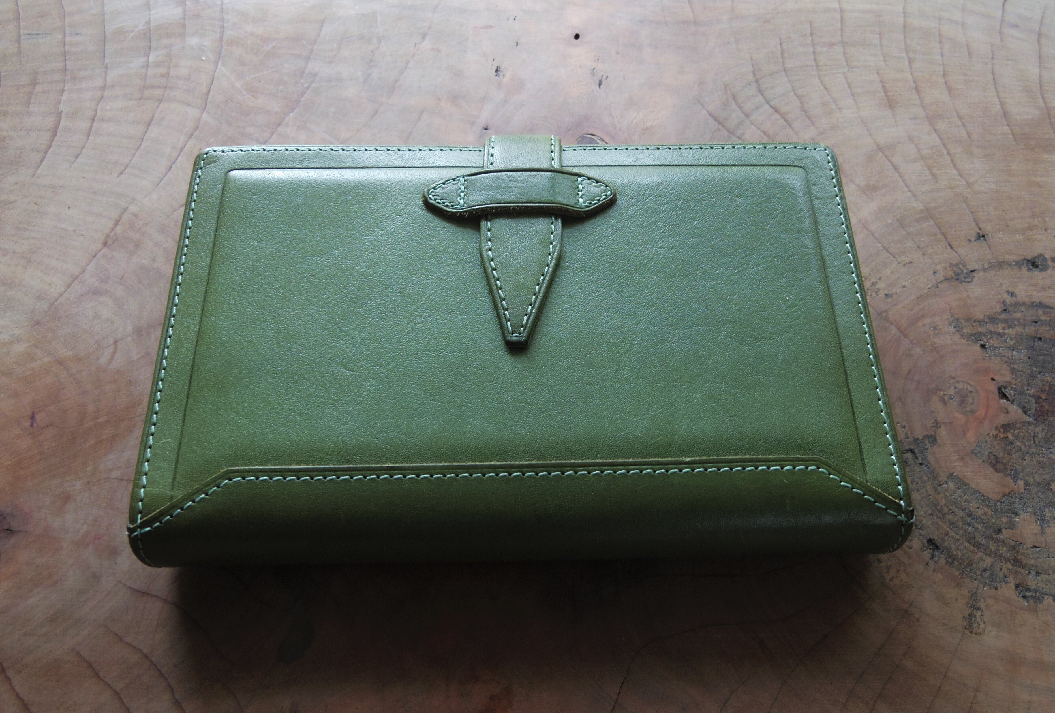 【未使用・非売品】ロロマクラシック　ミニメモ　エスメラルダ 未使用・非売品】ロロマクラシック ミニメモ エスメラルダ - メルカリ