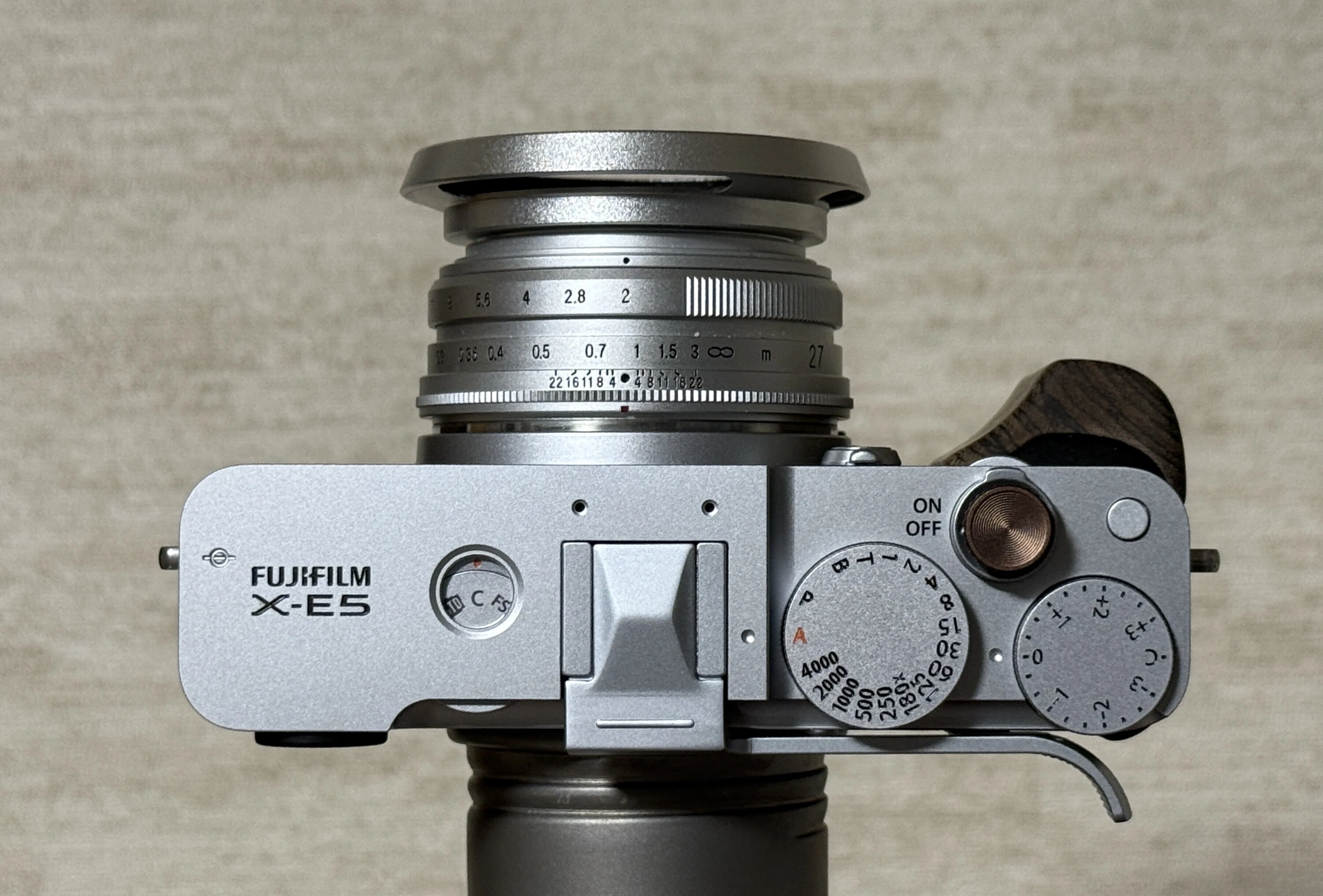 ULTRON 27mm F2は魅力的なMFレンズだけど、買って後悔しないか？を考察