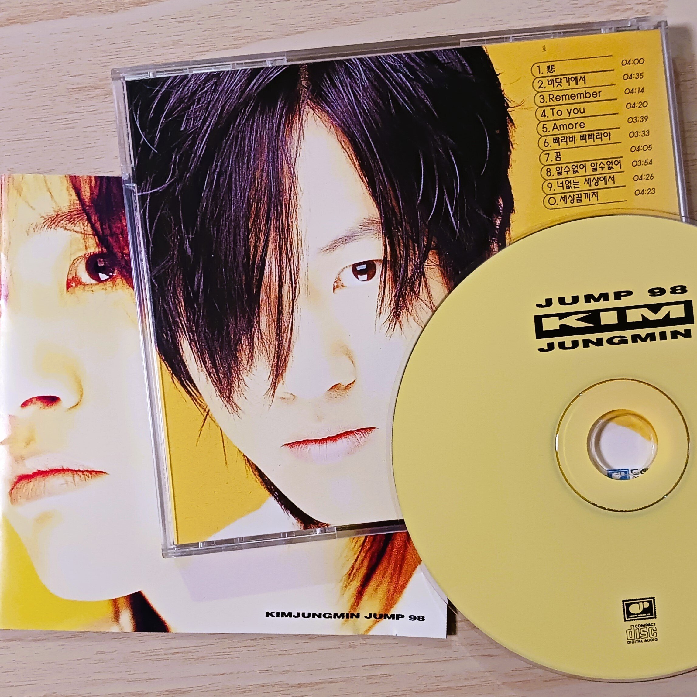 キム A'GEM/9 × .kom『AMES WORLDWIDE/アメスワールドワイド』SLEEVE