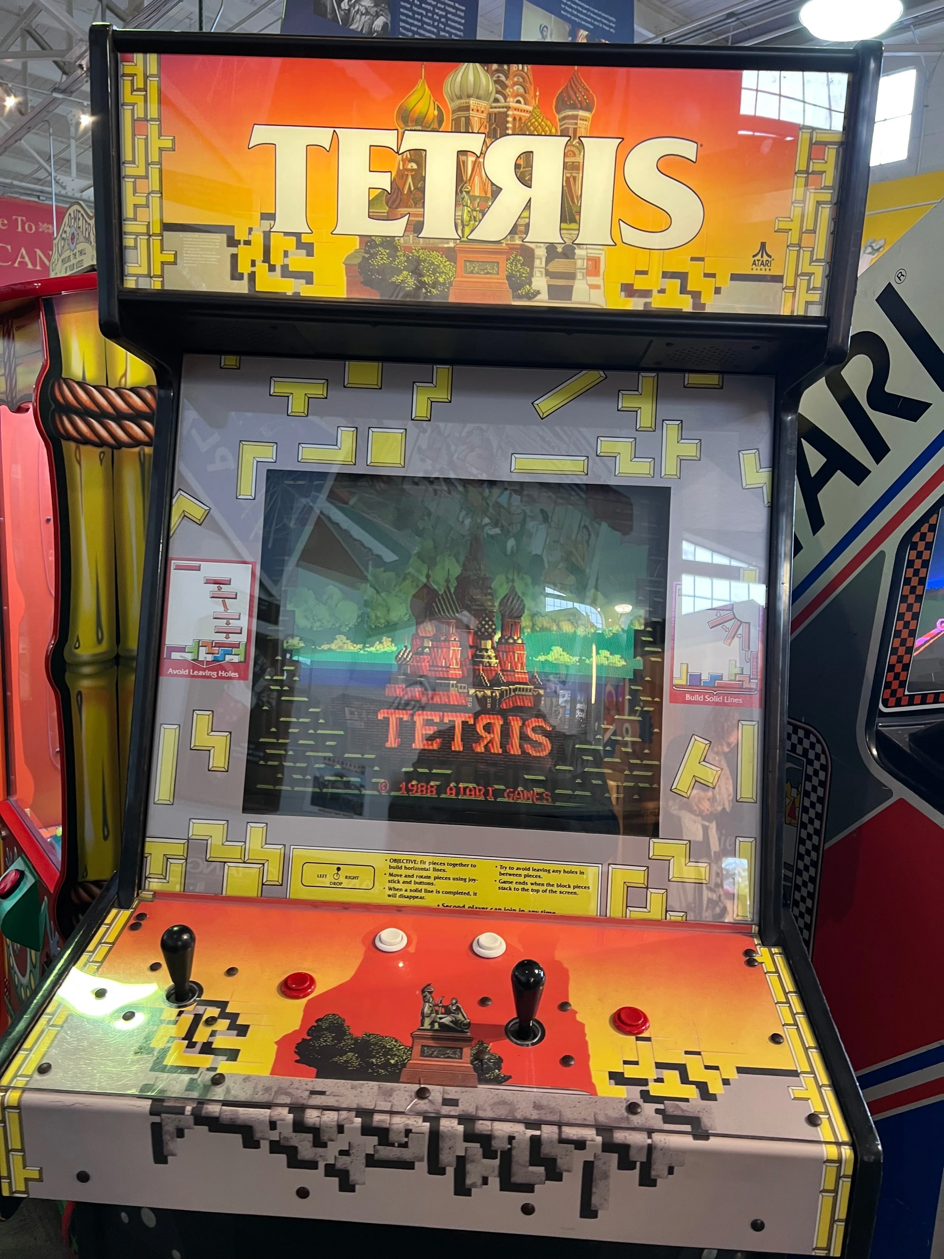 テーブルルーレットゲーム  サンバ ！(アーケイドゲーム) 村上春樹「1973年のピンボール」を彷彿とさせる空間「Musée Mécanique