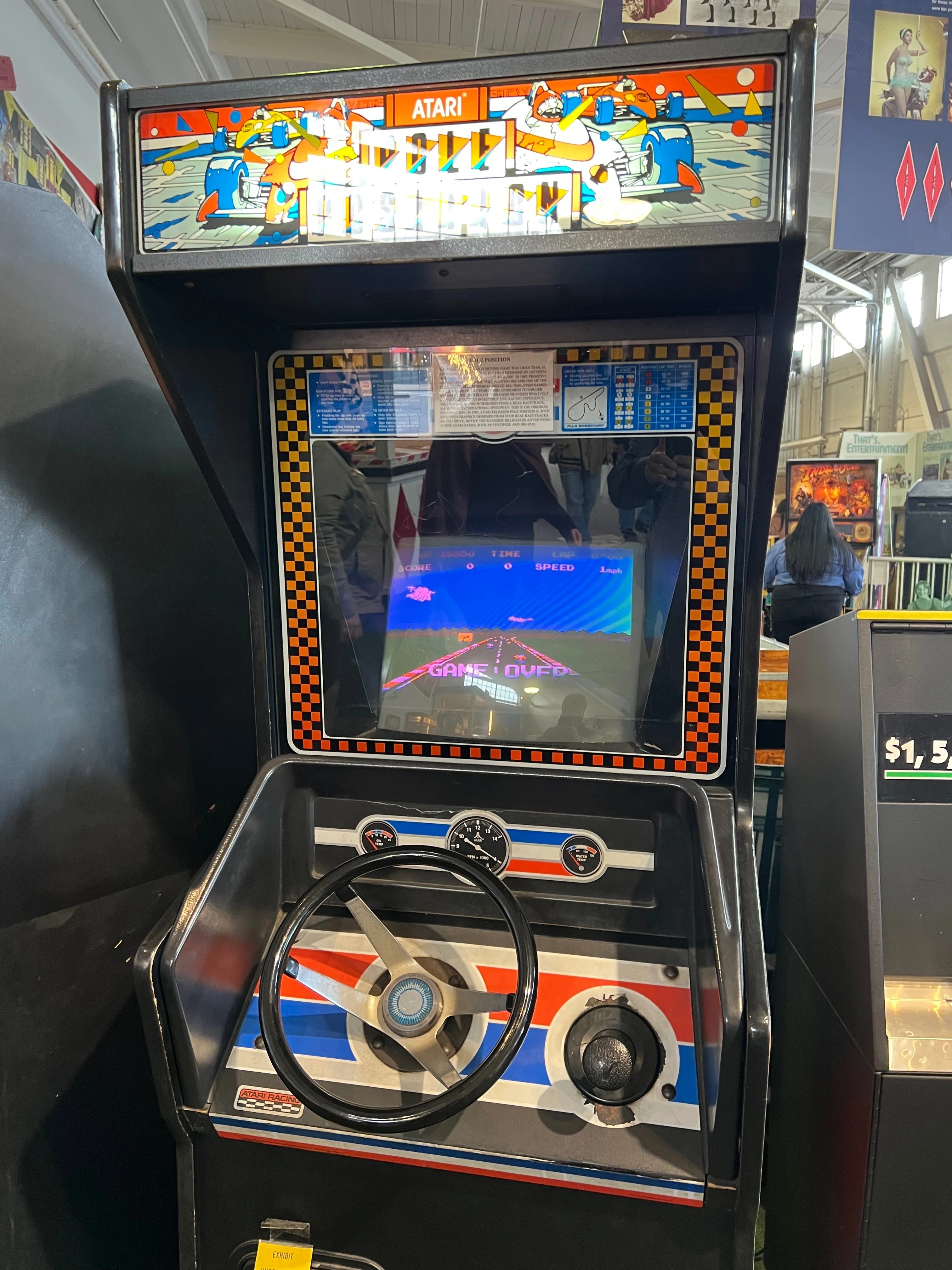 テーブルルーレットゲーム  サンバ ！(アーケイドゲーム) サンバDEアミーゴ：パーティーセントラル』アーケード筐体やマラカス