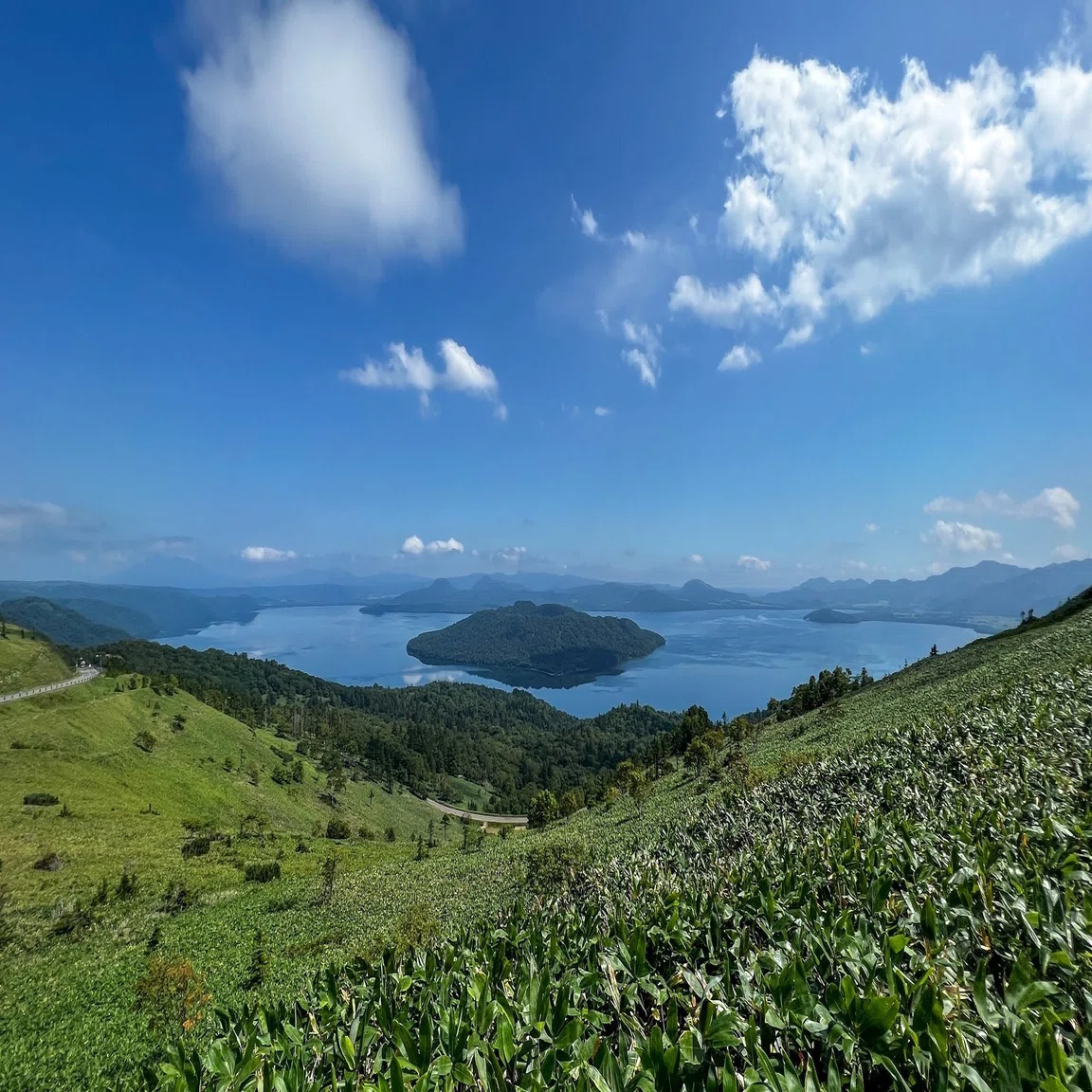 北海道・美幌峠｜風の中に立つ、屈斜路湖の絶景｜つるが（鶴雅）チャンネル