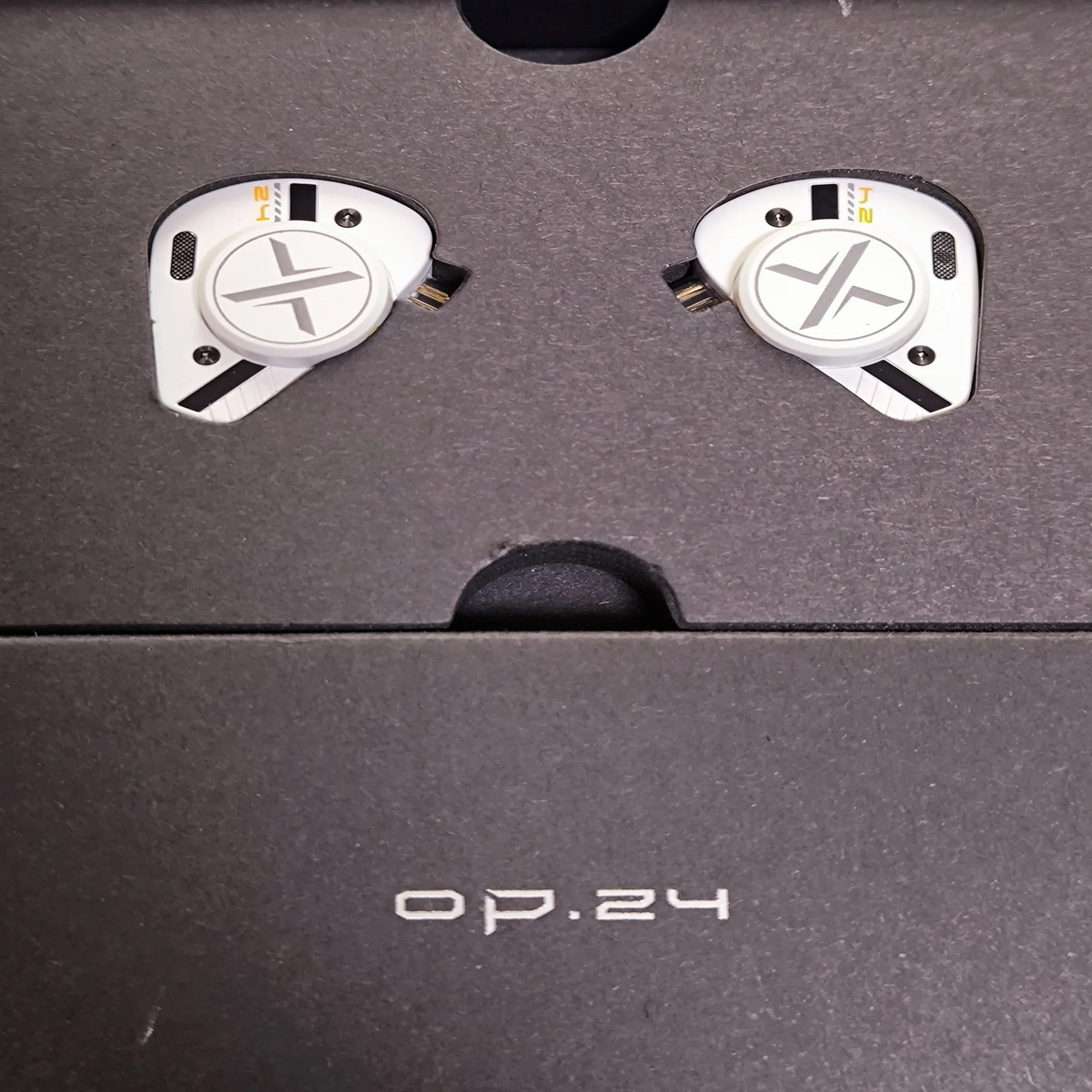 ooopusX op.24 2DD+4BA イヤホン レビュー #PR｜西野 績葉 (Sekiyoxu