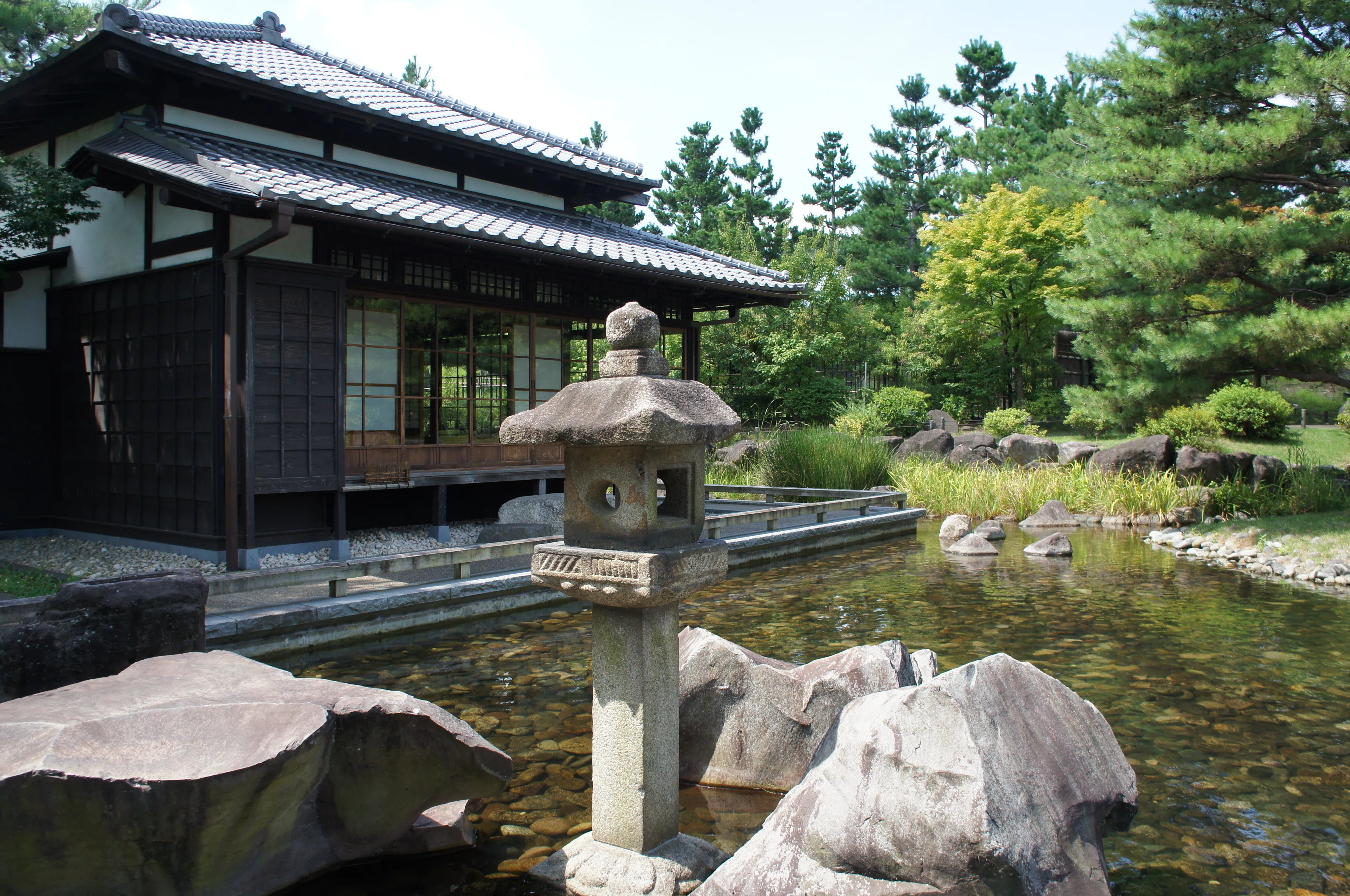 二子玉川にあるユニバーサルデザインの日本庭園、帰真園。｜niwa_emon