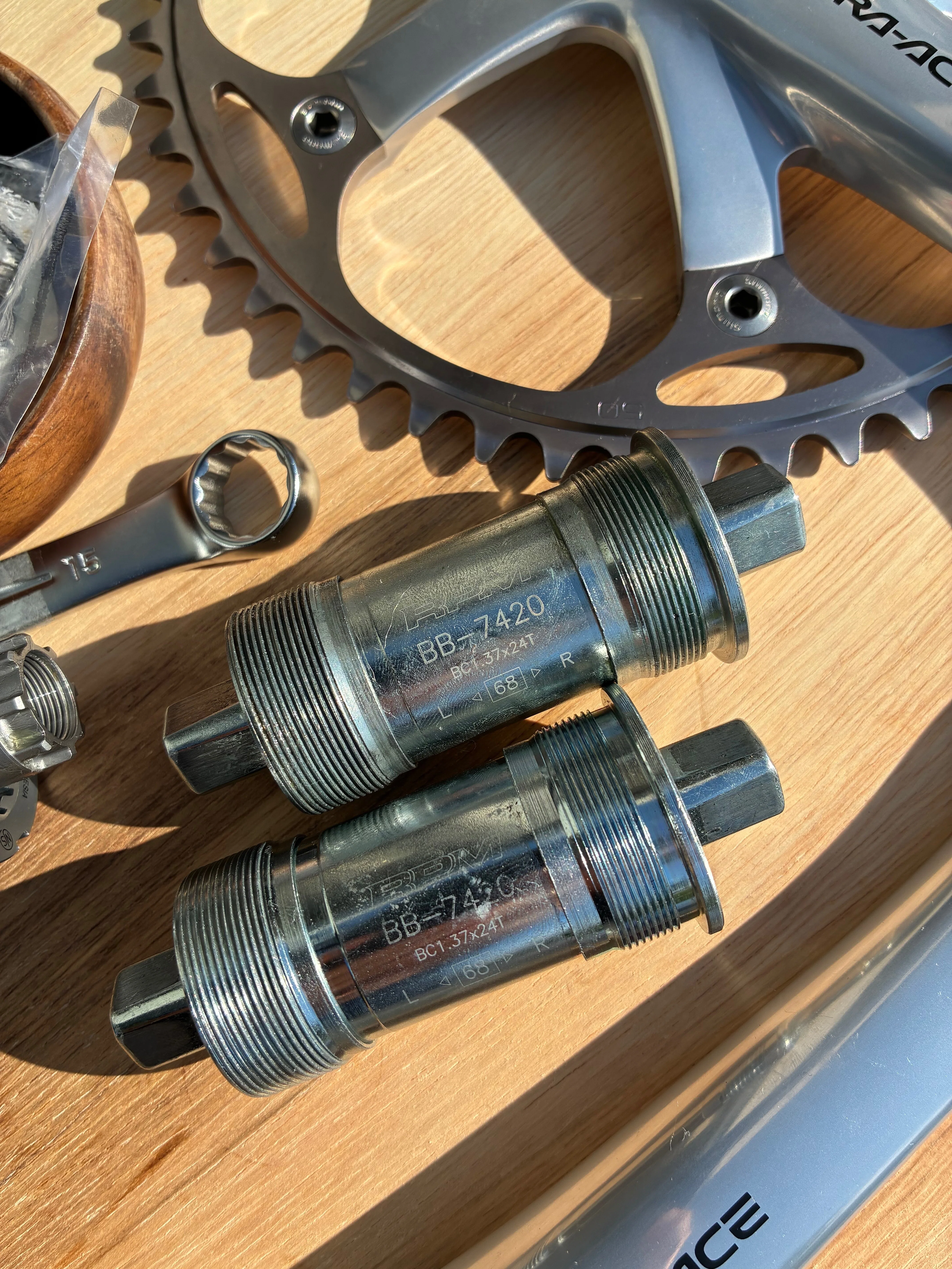Fuji TRACK PROのクランクをSHIMANO FC-7710に交換する。｜鈴木巡業