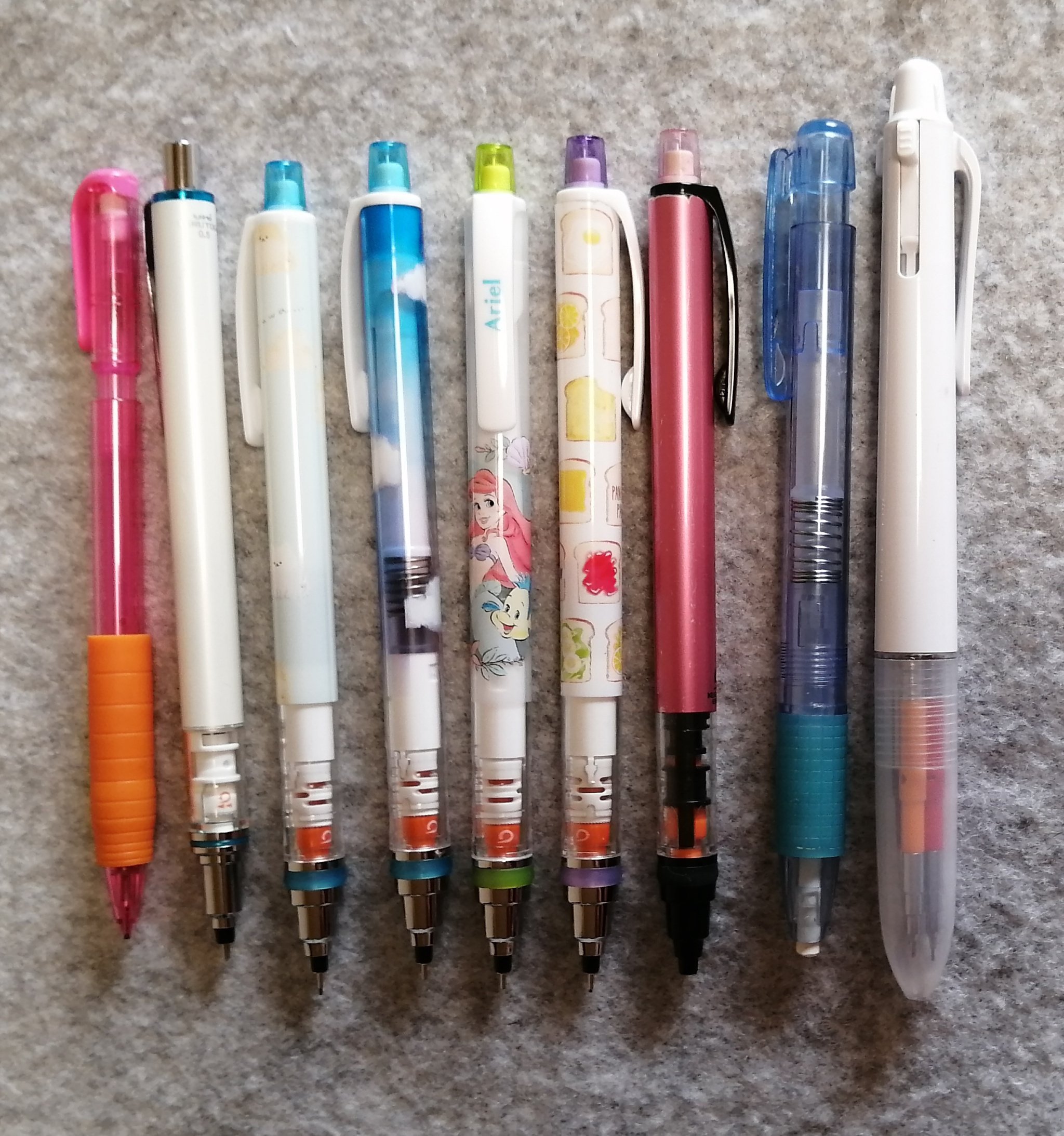 私の筆箱紹介 -カラーシャーペンが好き-｜鈴音