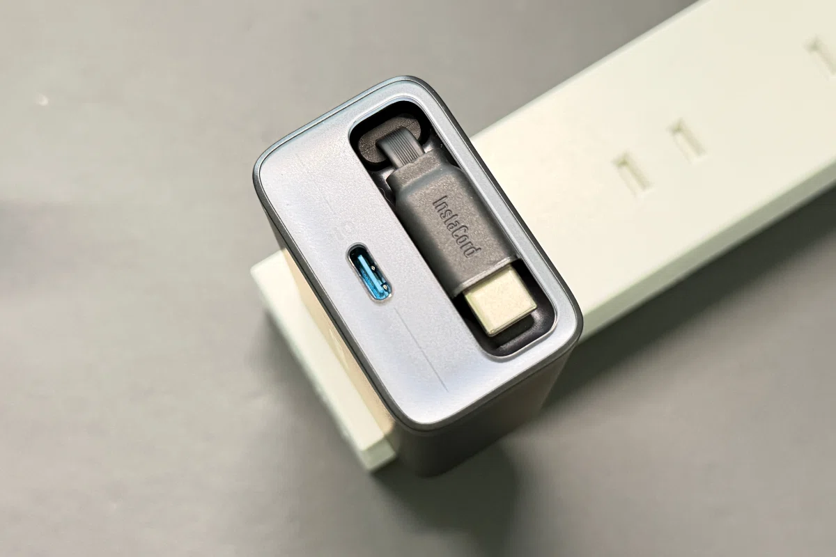 Anker Nano Charger (35W, 巻取り式 USB-Cケーブル)が手放せない理由|もうケーブル忘れに悩まない最強モバ充
