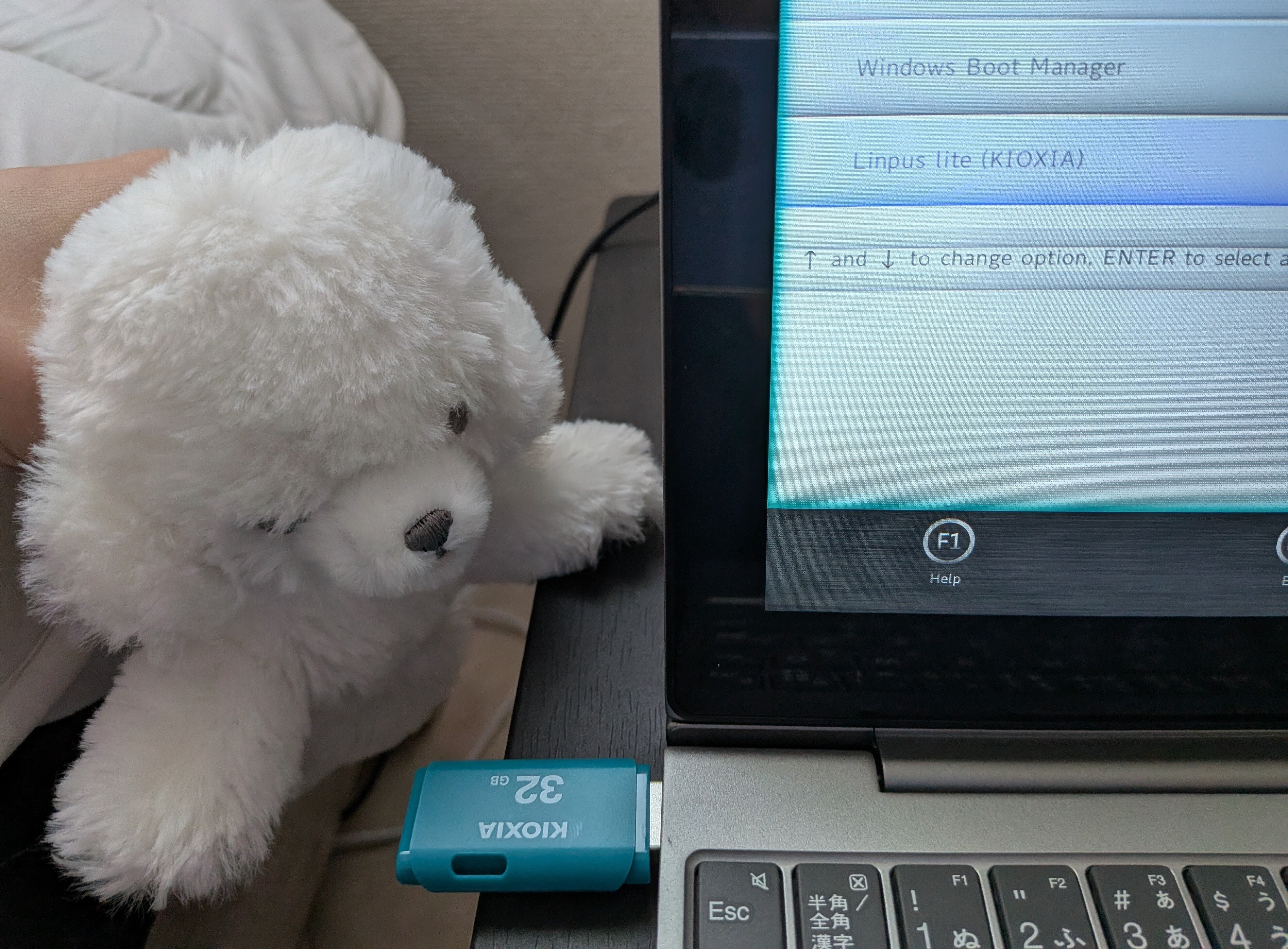 悲しいスペックのノートPCにLinux Mint入れた｜snowizuru